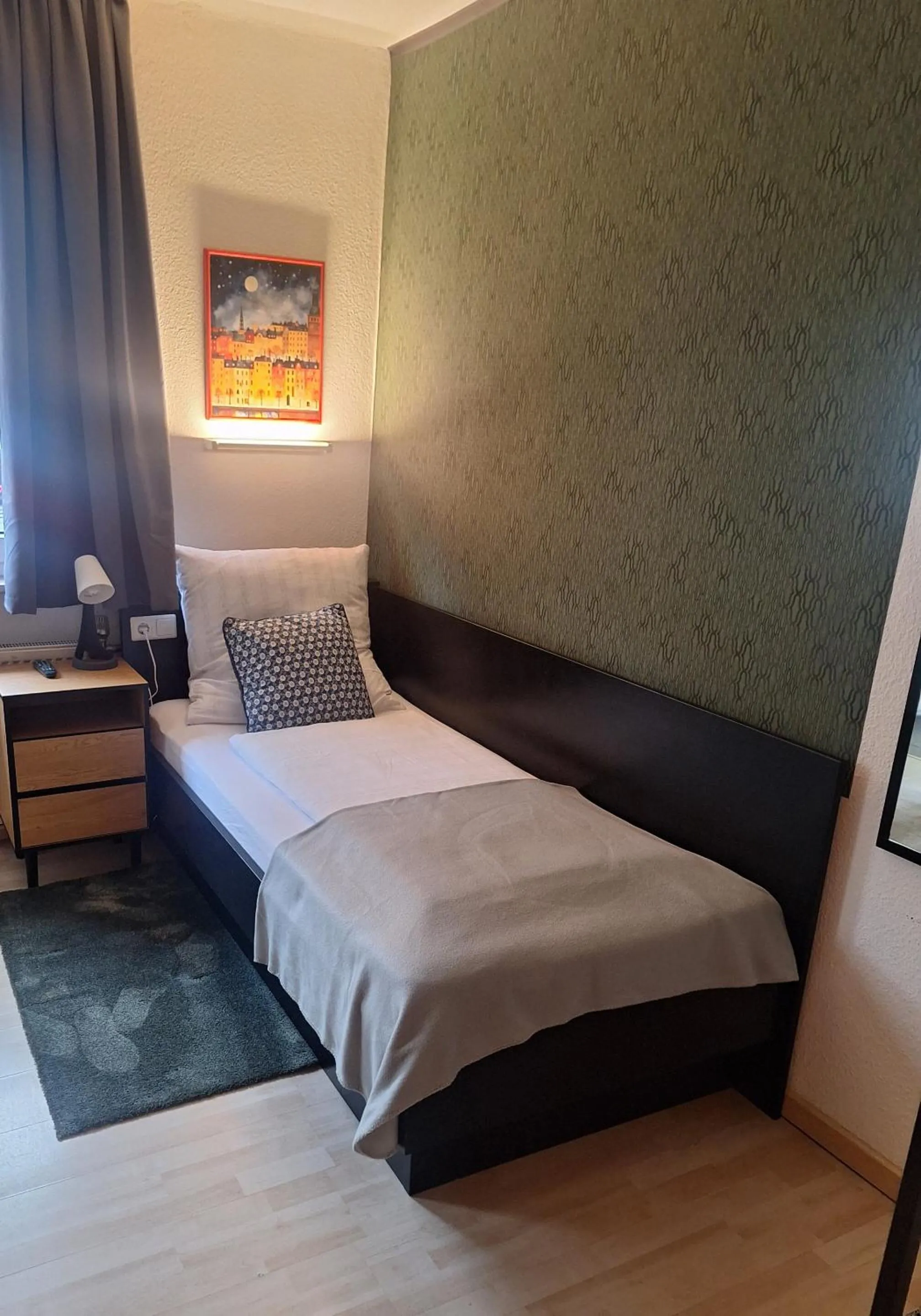 Bedroom, Bed in WOB Hotel