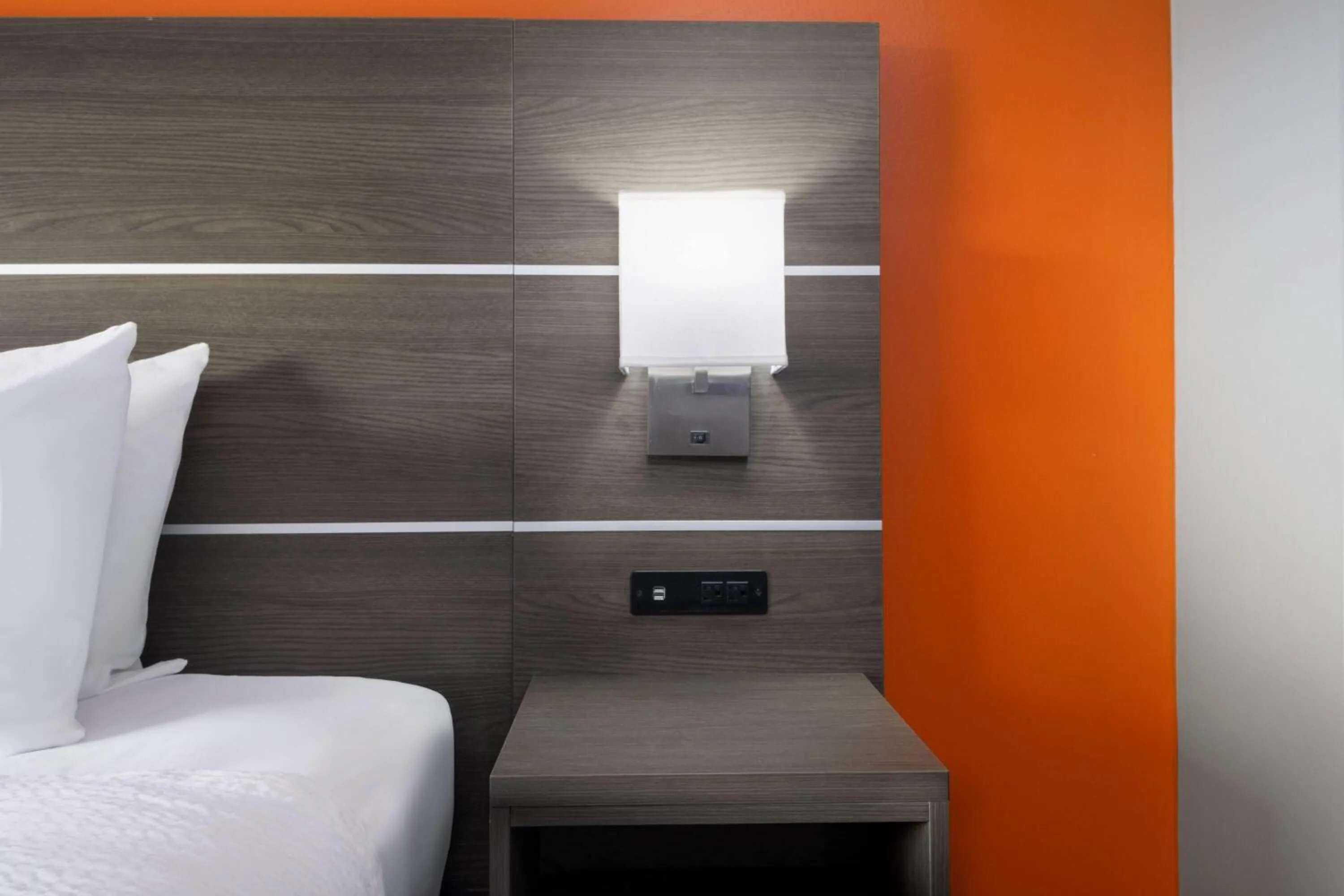 Photo of the whole room, Bed in Baymont by Wyndham Salisbury MD