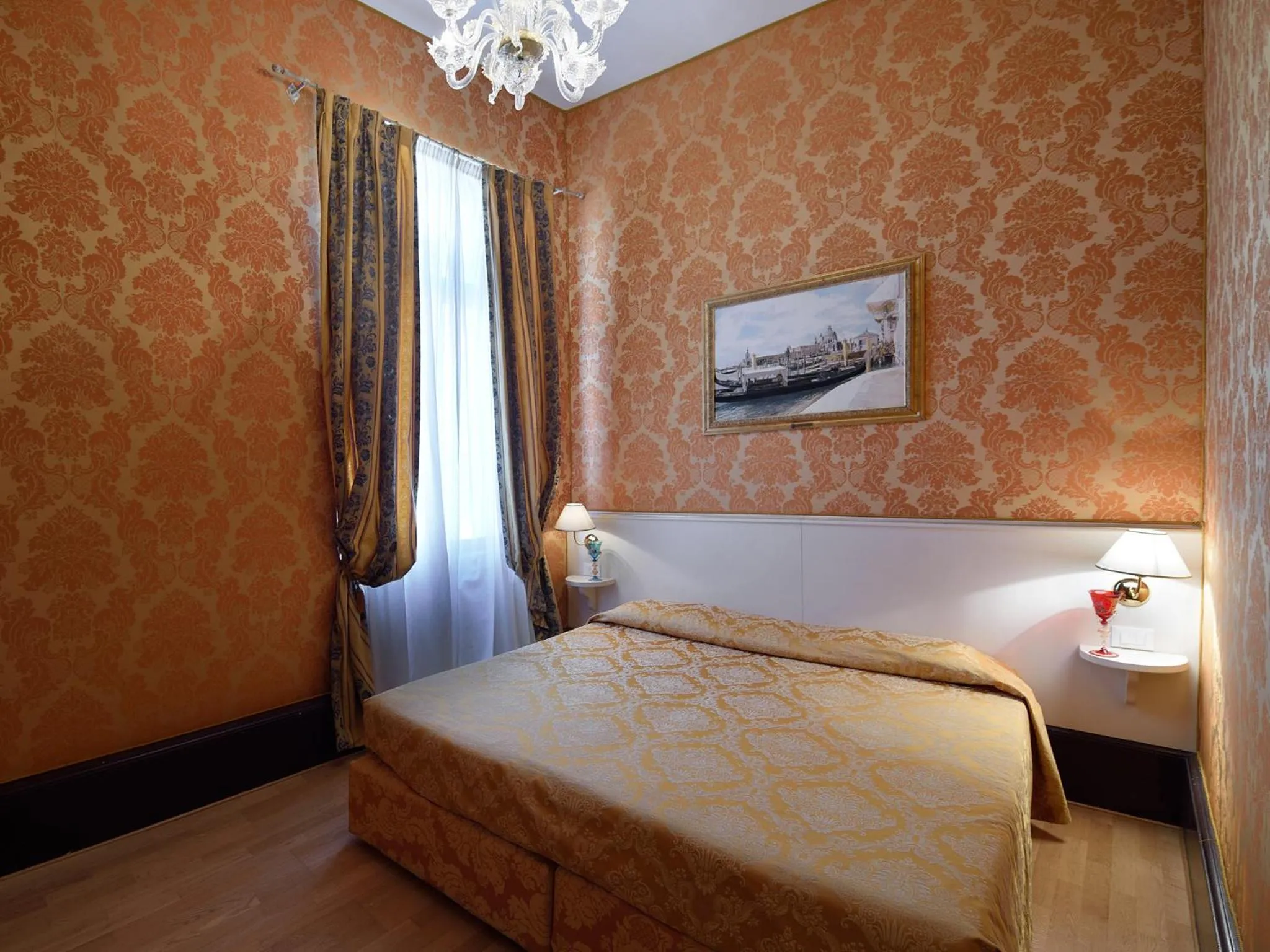 Bedroom, Bed in Hotel Corte dei Greci