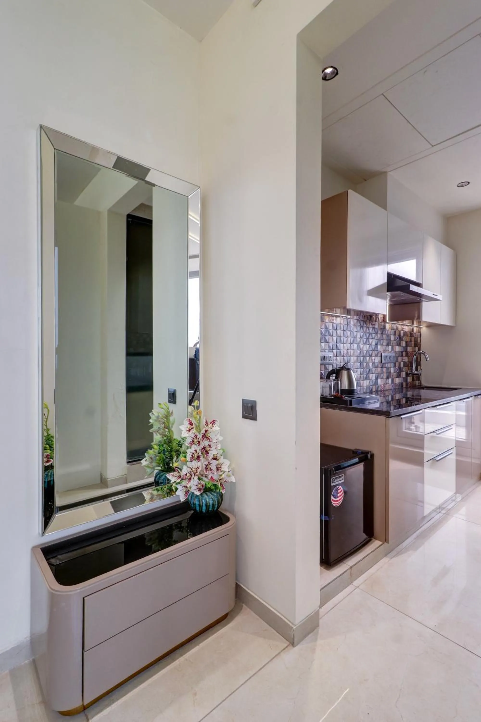 Kitchen or kitchenette in Saltstayz Trinity - Chandigarh Mohali