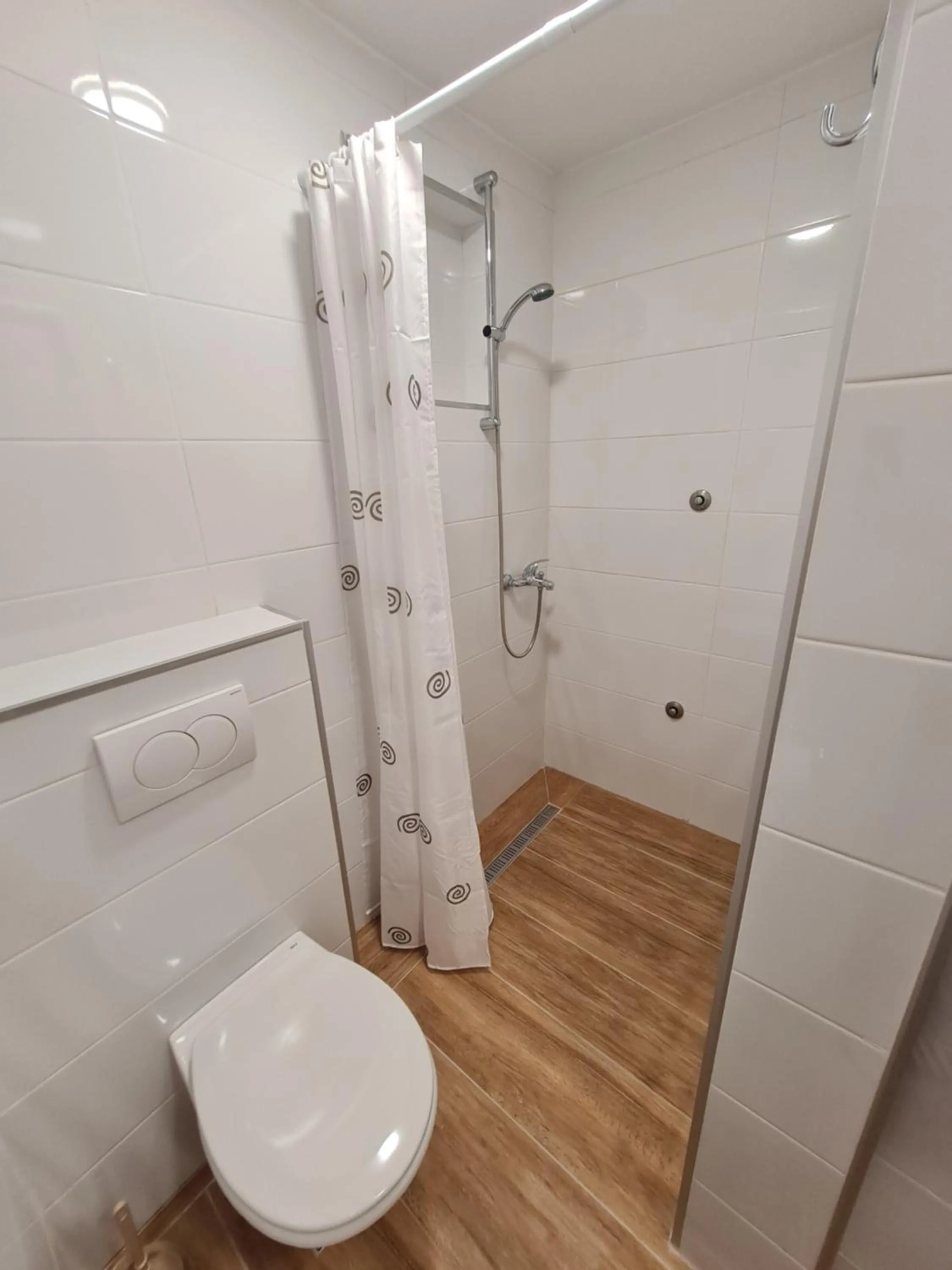 Shower in Apartmani Dalex