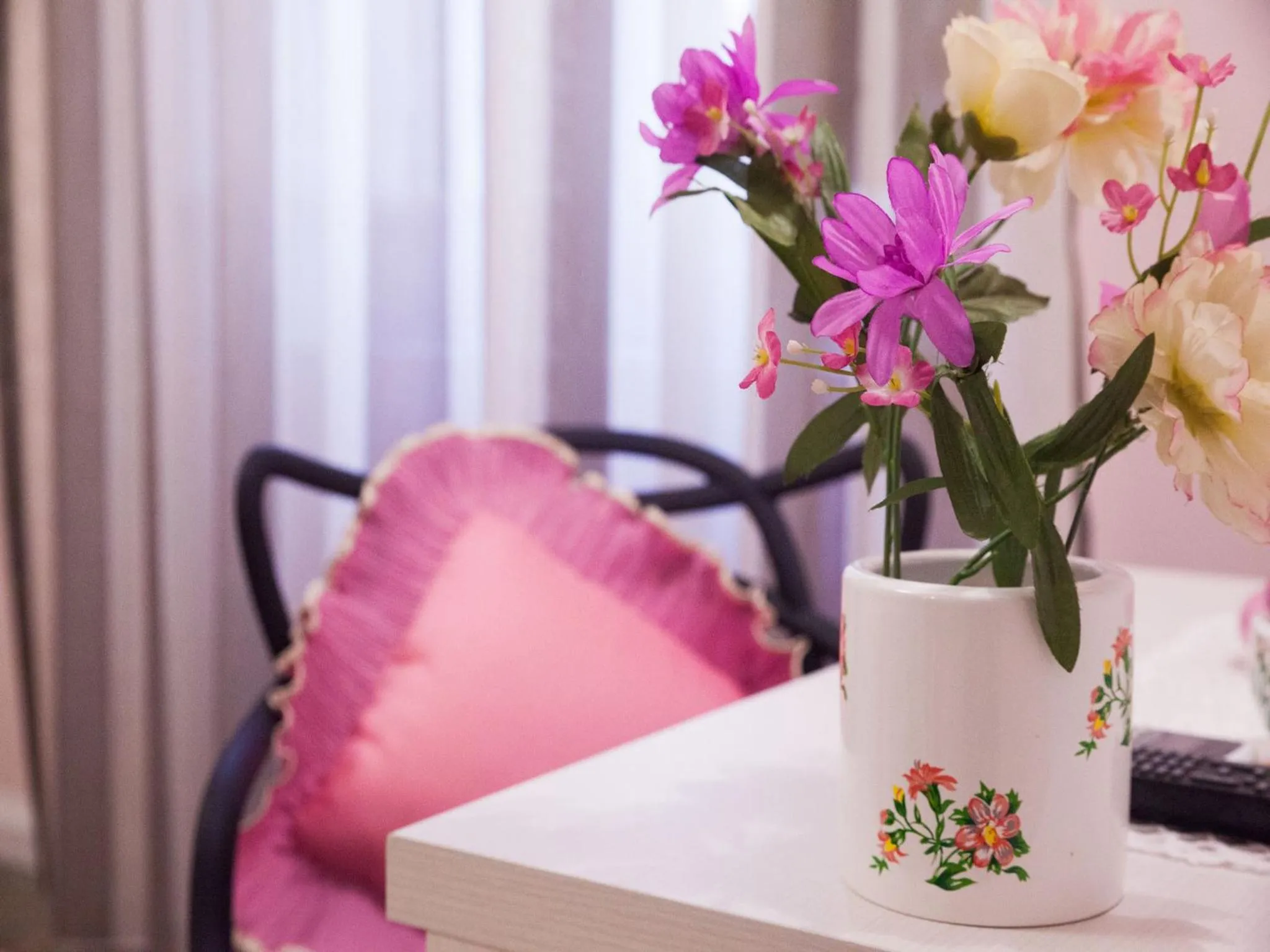 Decorative detail in Belle Epoque B&B