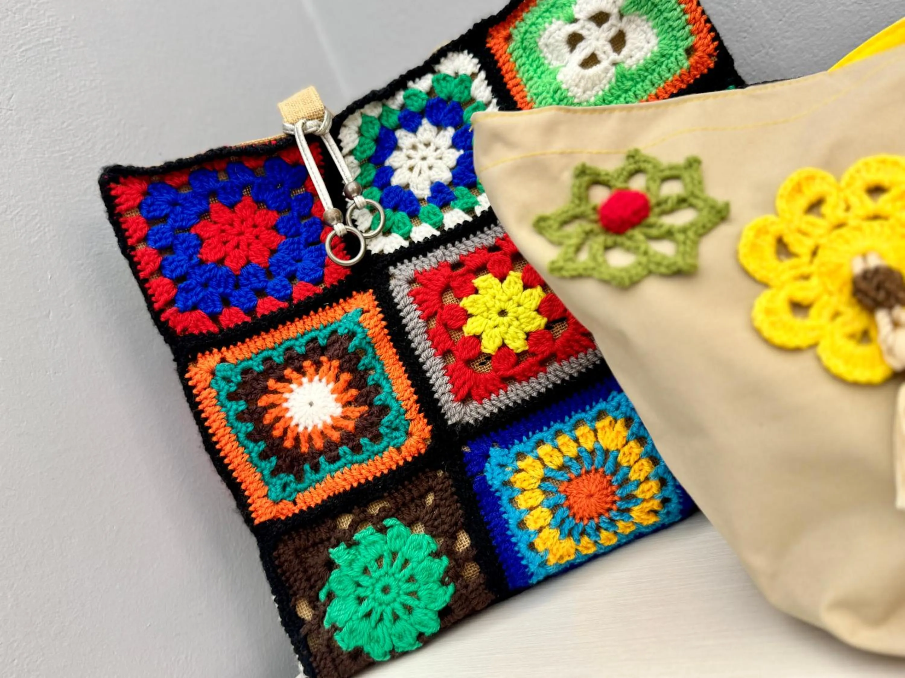 Communal lounge/ TV room in Belle Epoque B&B