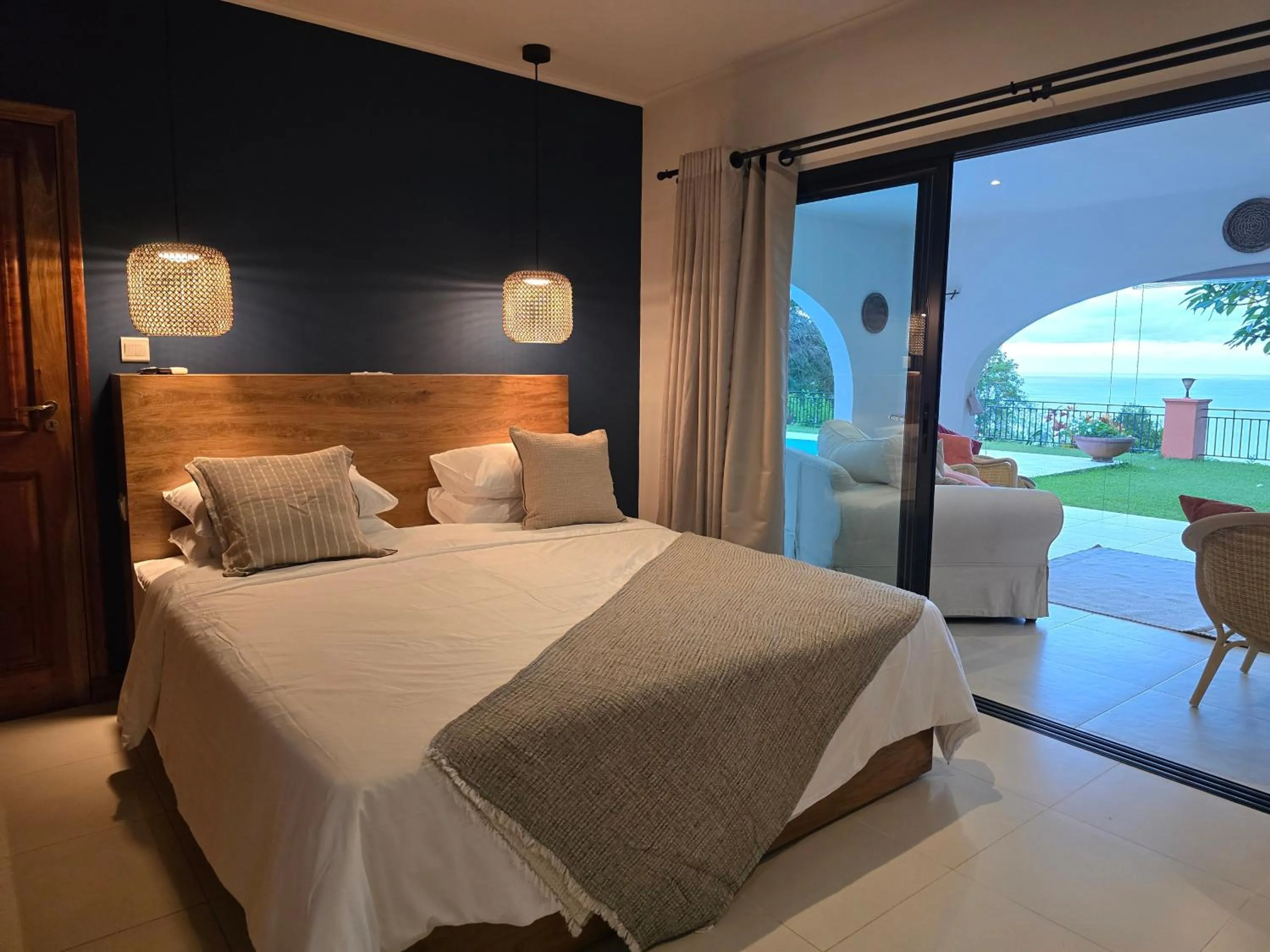 Double Room in Cote Cedres
