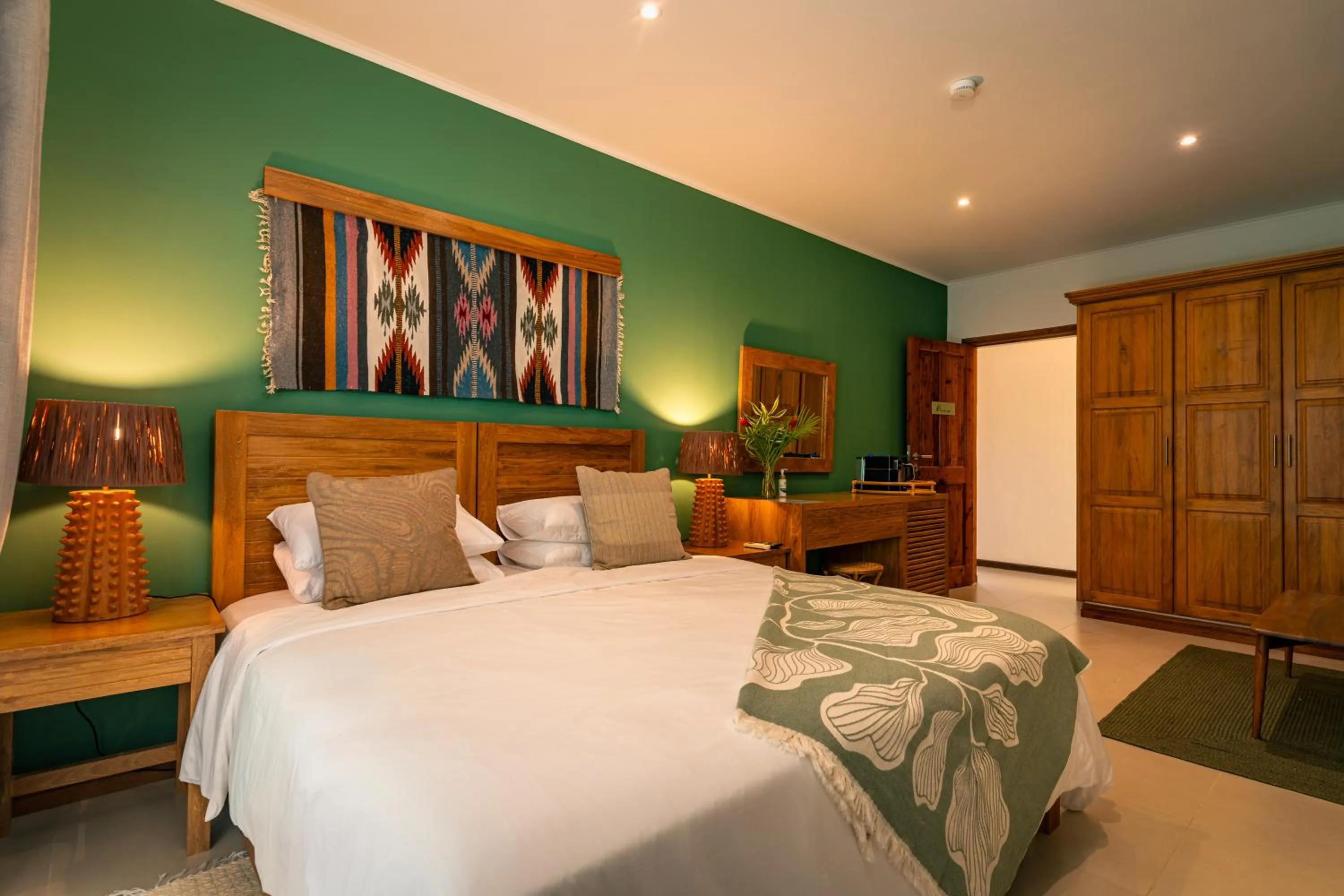 Bed in Cote Cedres