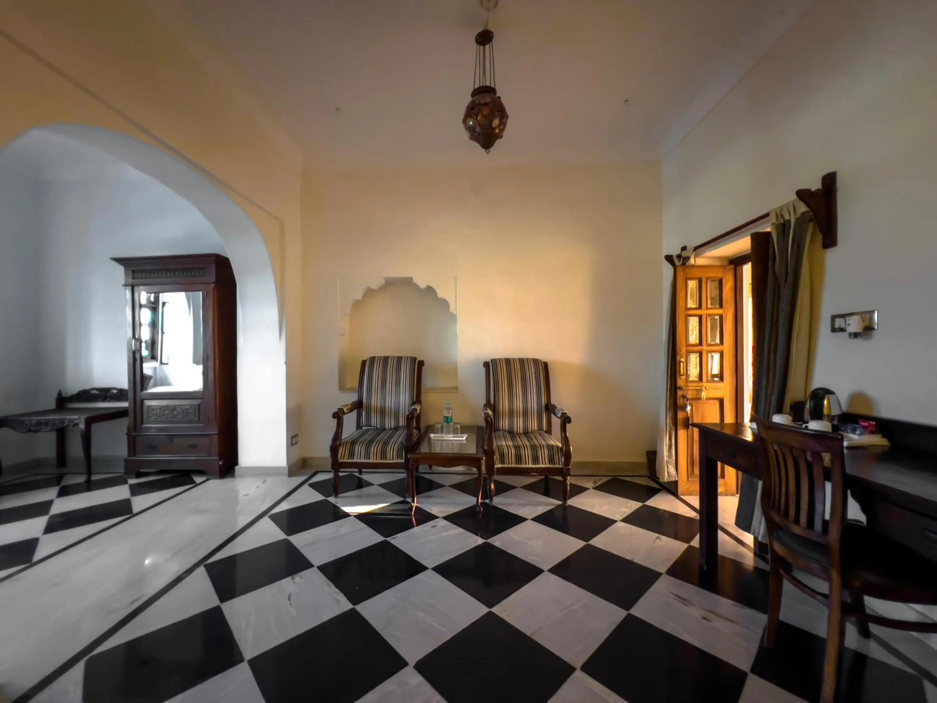 Bedroom in Hotel Castle Bijaipur