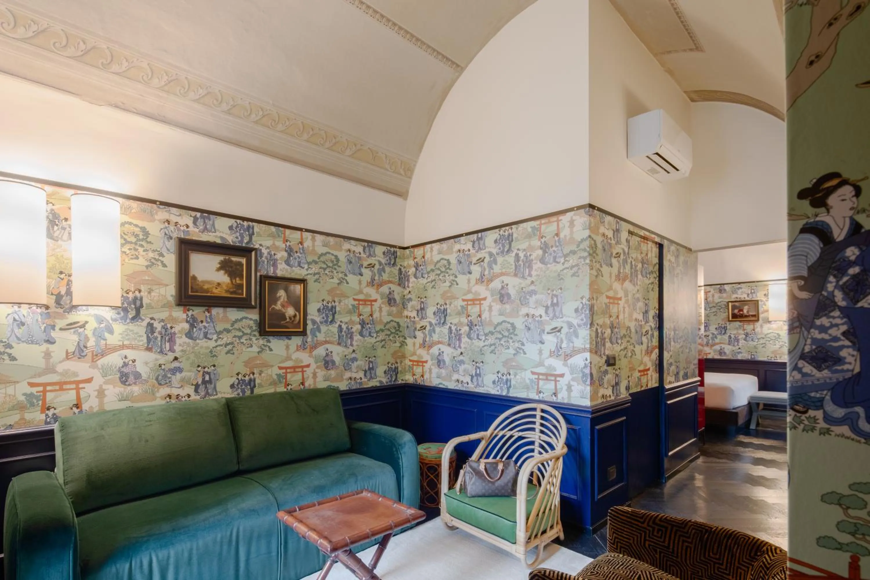 V Collection Condotti