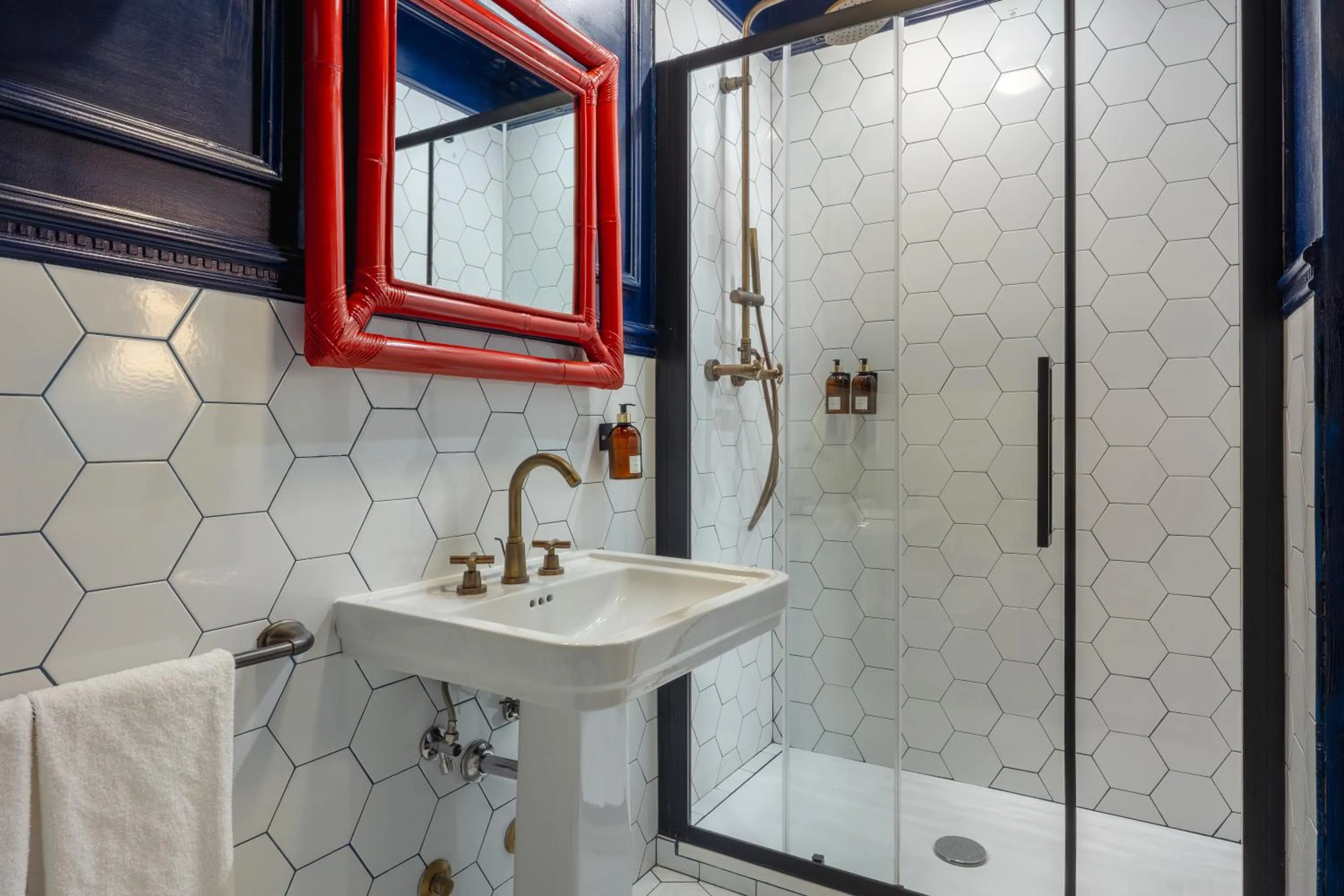 Shower in V Collection Condotti