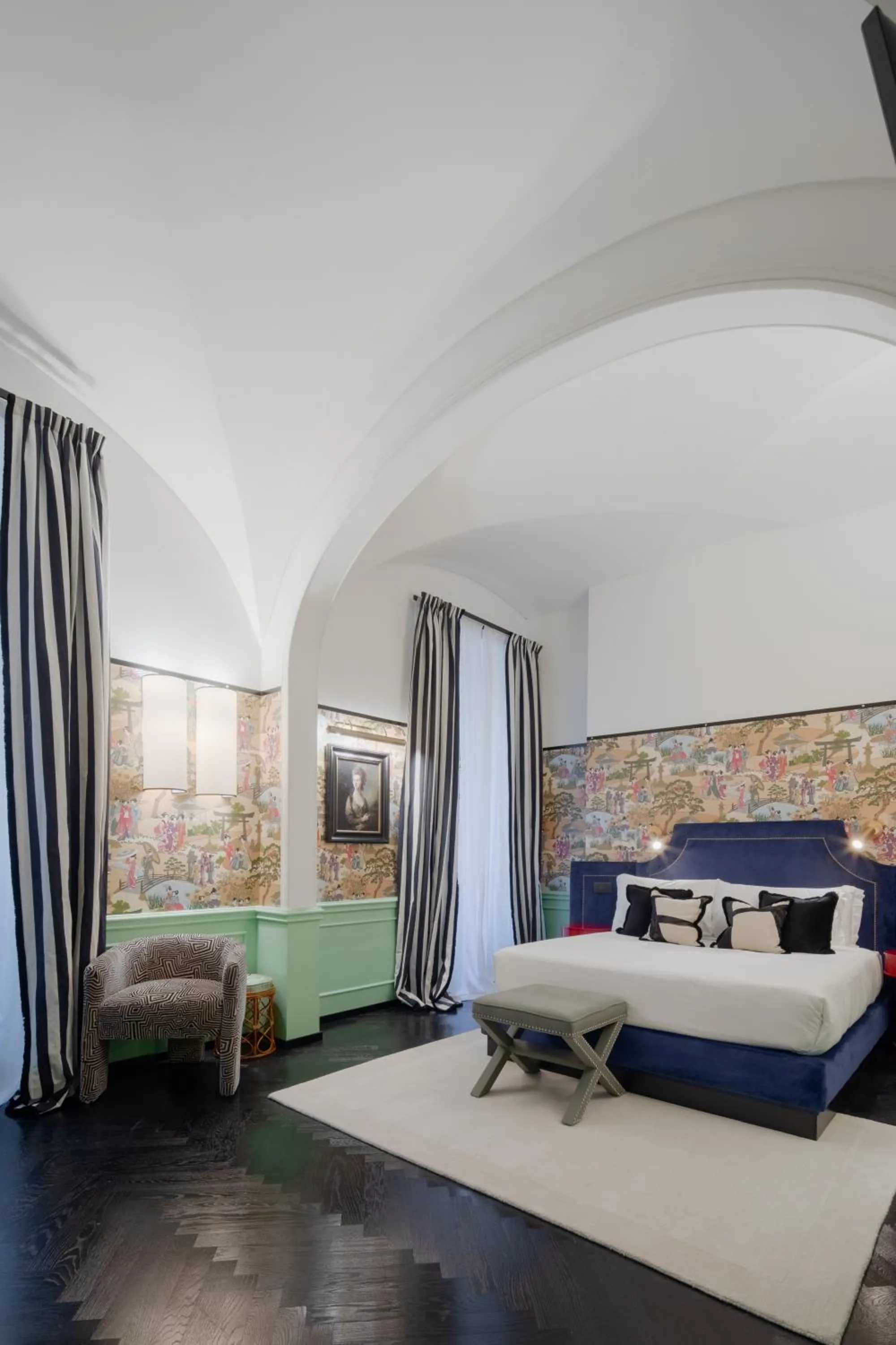 Living room, Bed in V Collection Condotti