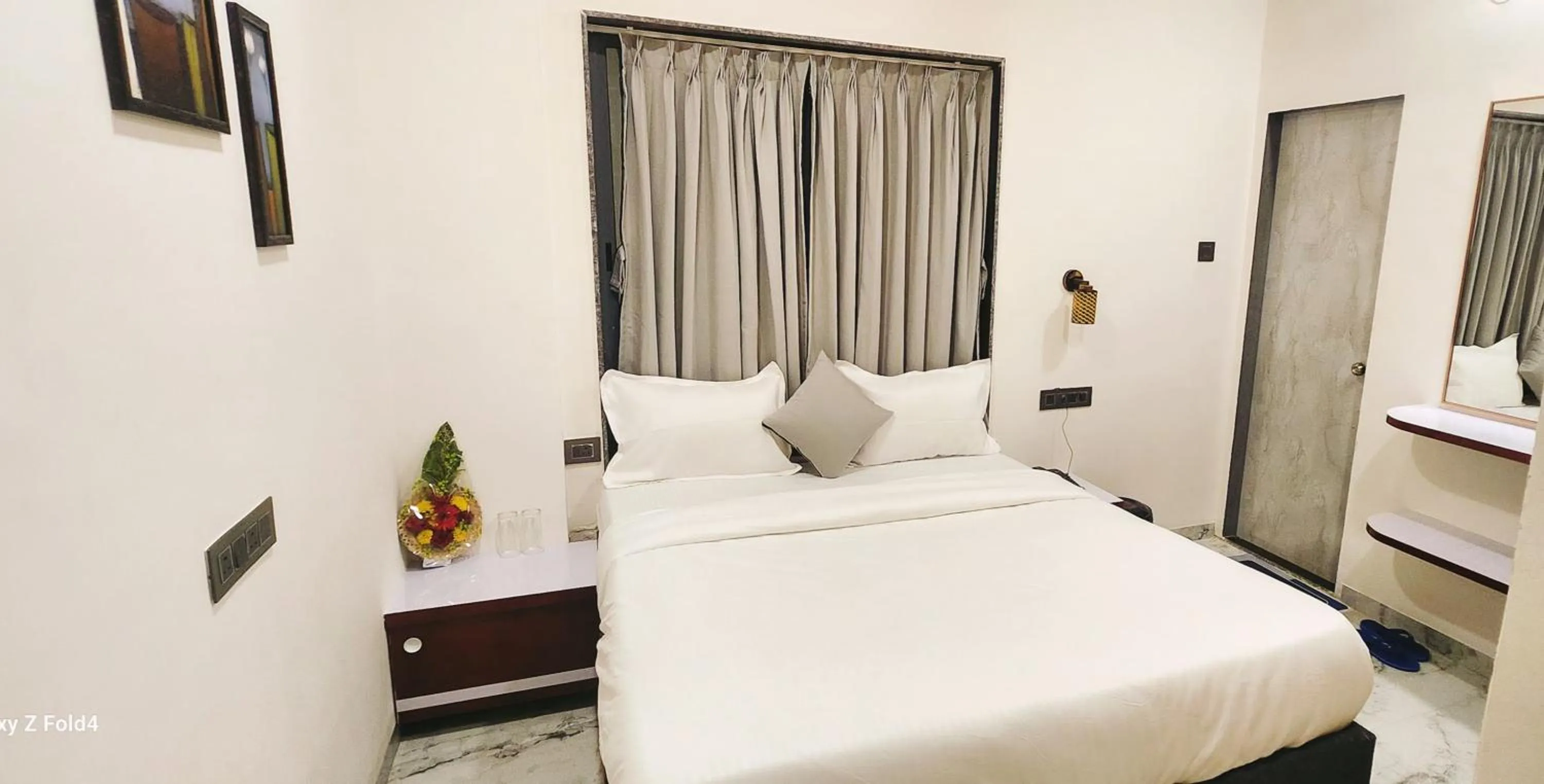 Bedroom, Bed in Hotel Sahara Residency
