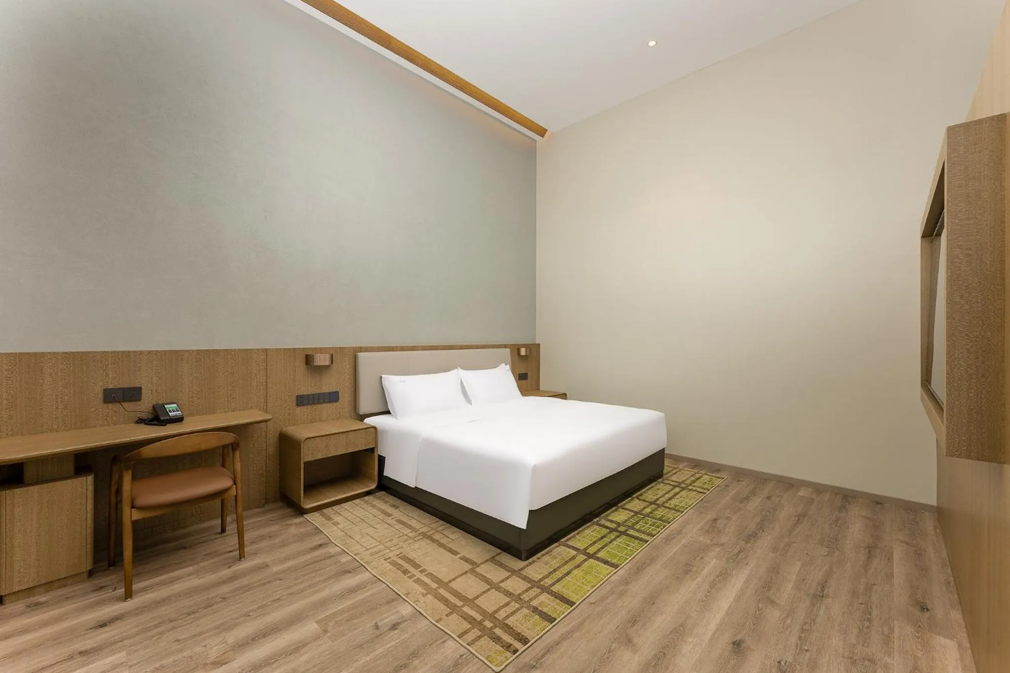 TV and multimedia, Bed in Holiday Inn Jiuhua Mountain Hot Spring by IHG