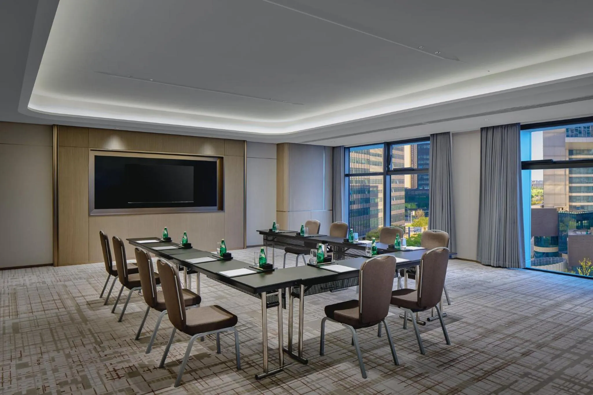 Meeting/conference room in Holiday Inn Kunshan East by IHG