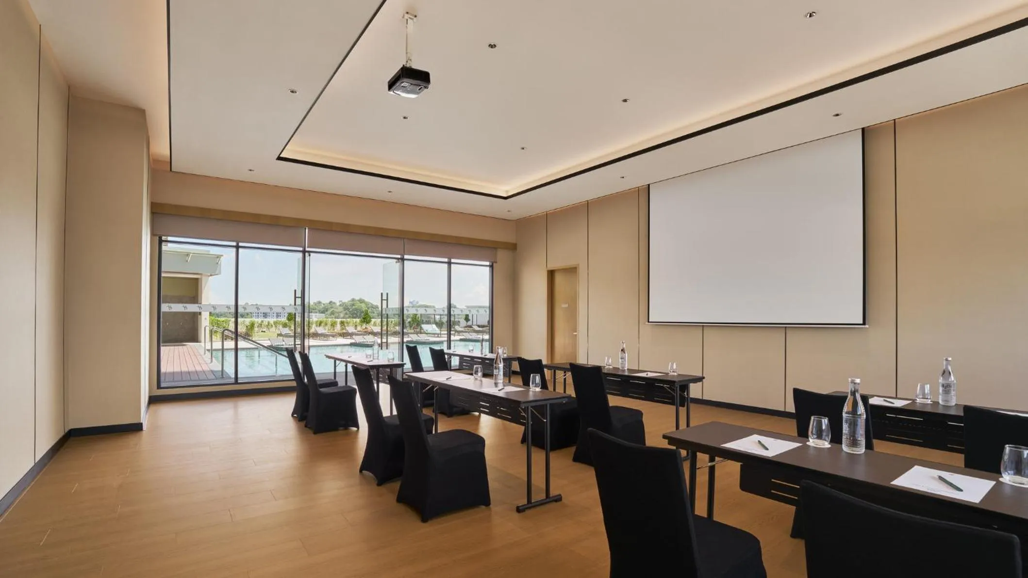 Meeting/conference room in Holiday Inn & Suites Penang Prai by IHG