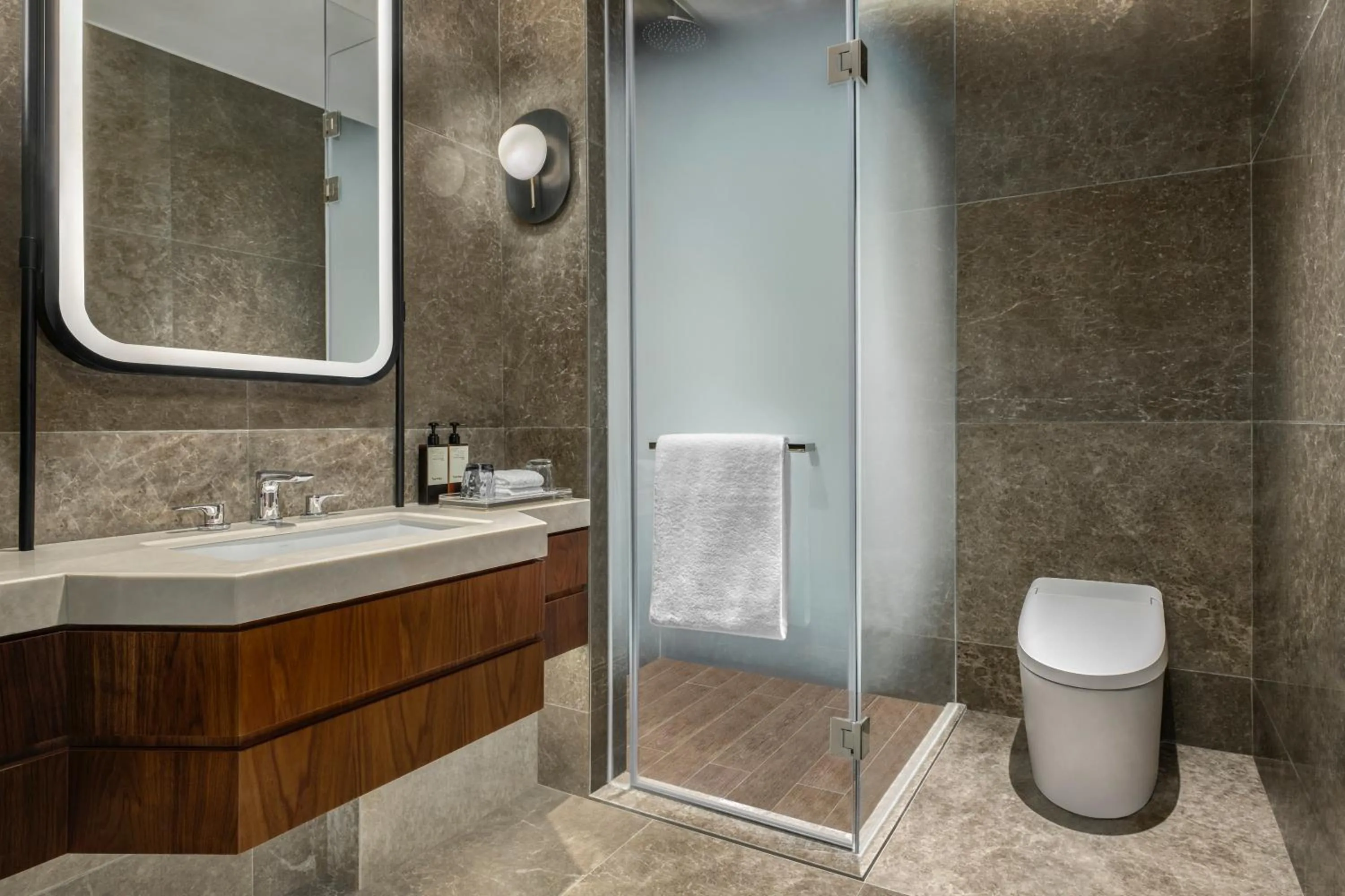 Vignette Collection Shanghai Snow World Hotel by IHG