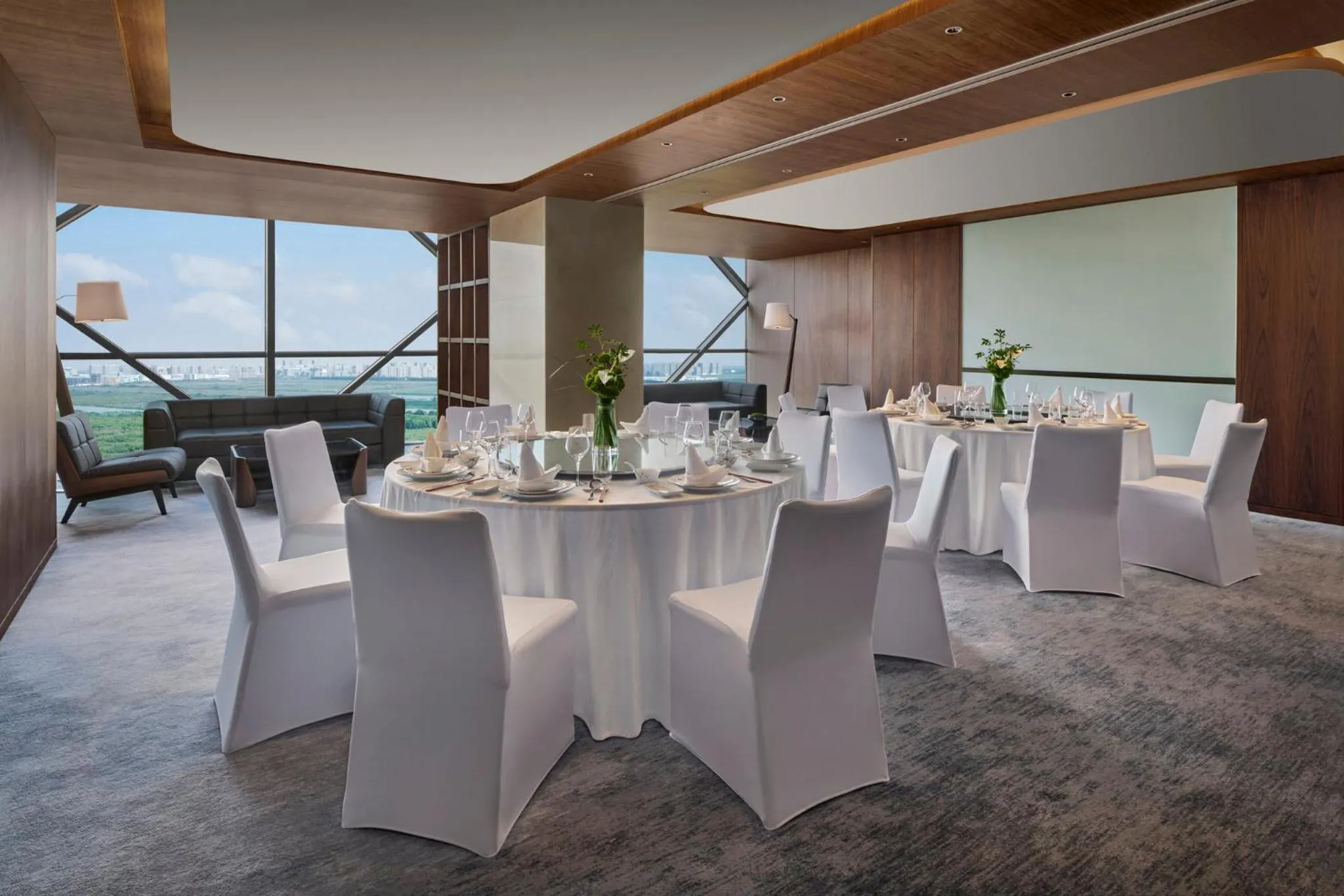 Meeting/conference room in Vignette Collection Shanghai Snow World Hotel by IHG