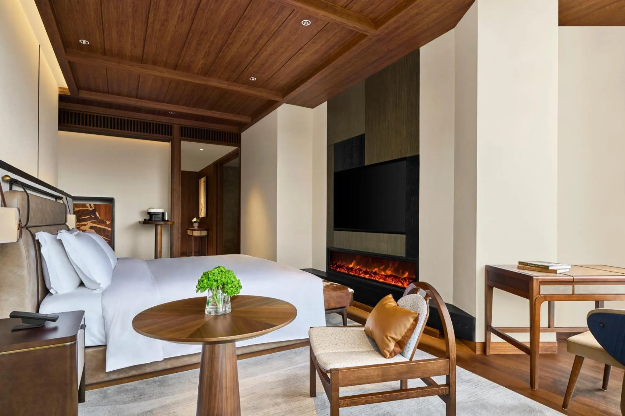 Photo of the whole room in Vignette Collection Shanghai Snow World Hotel by IHG