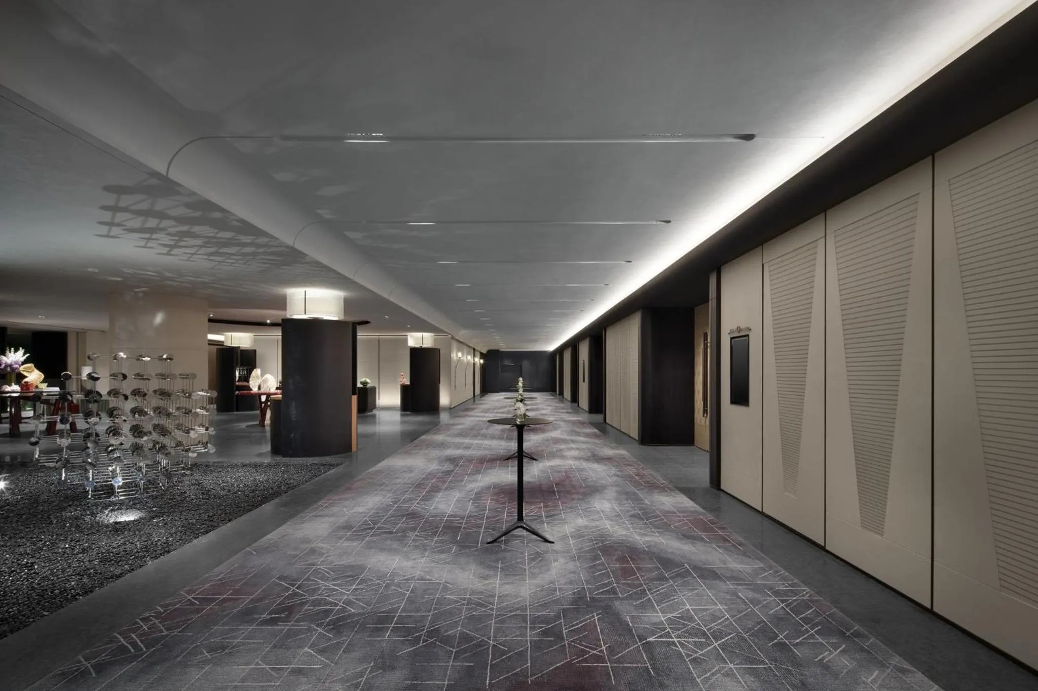 Meeting/conference room in HUALUXE Shenzhen Bao'an