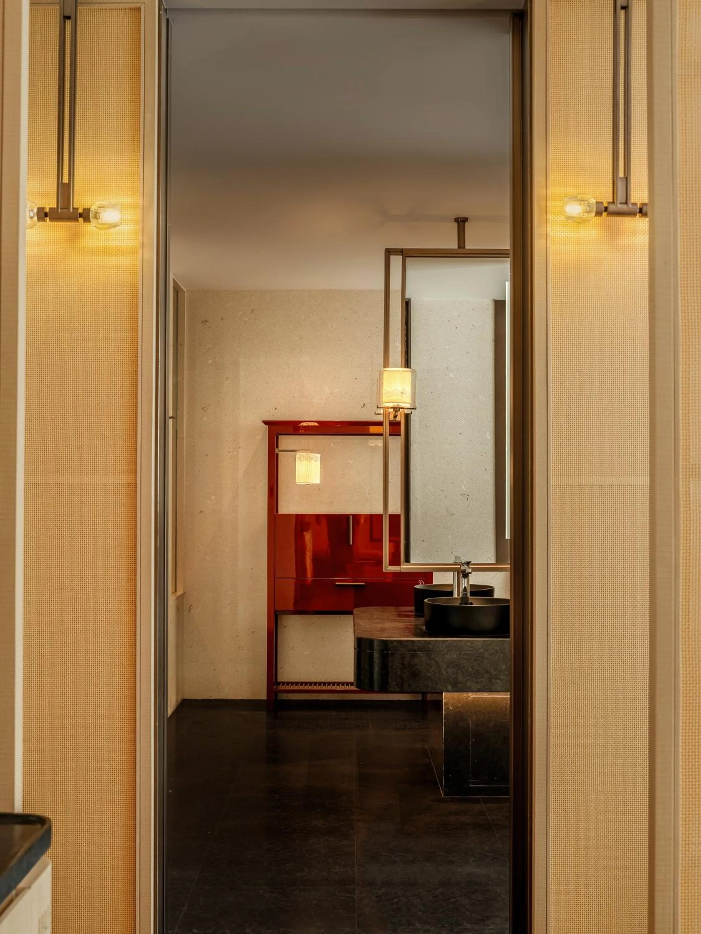 Photo of the whole room in HUALUXE Shenzhen Bao'an