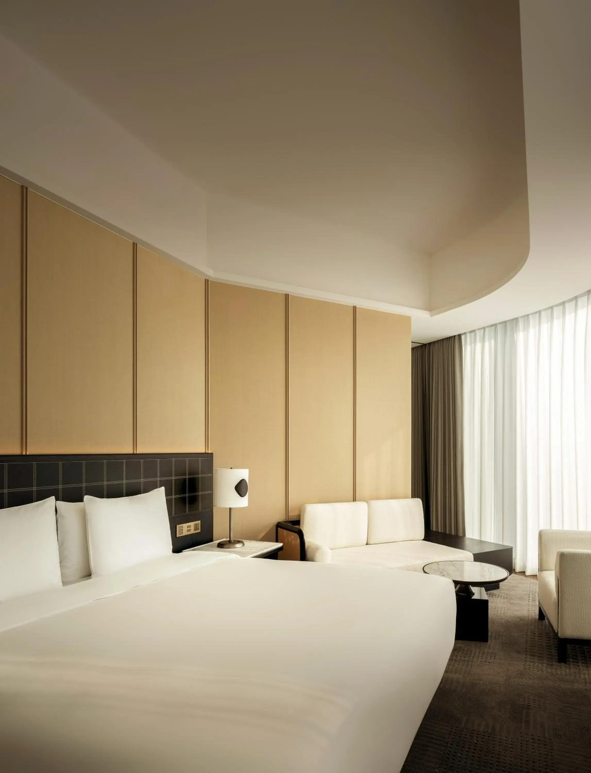 Premium King Room in HUALUXE Shenzhen Bao'an Premium King Room in HUALUXE Shenzhen Bao'an