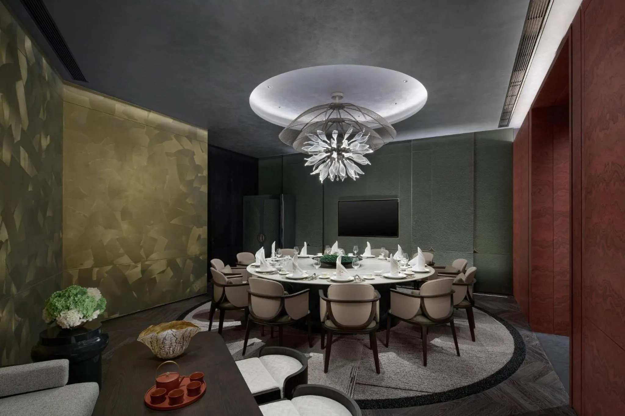 Restaurant/places to eat in HUALUXE Shenzhen Bao'an