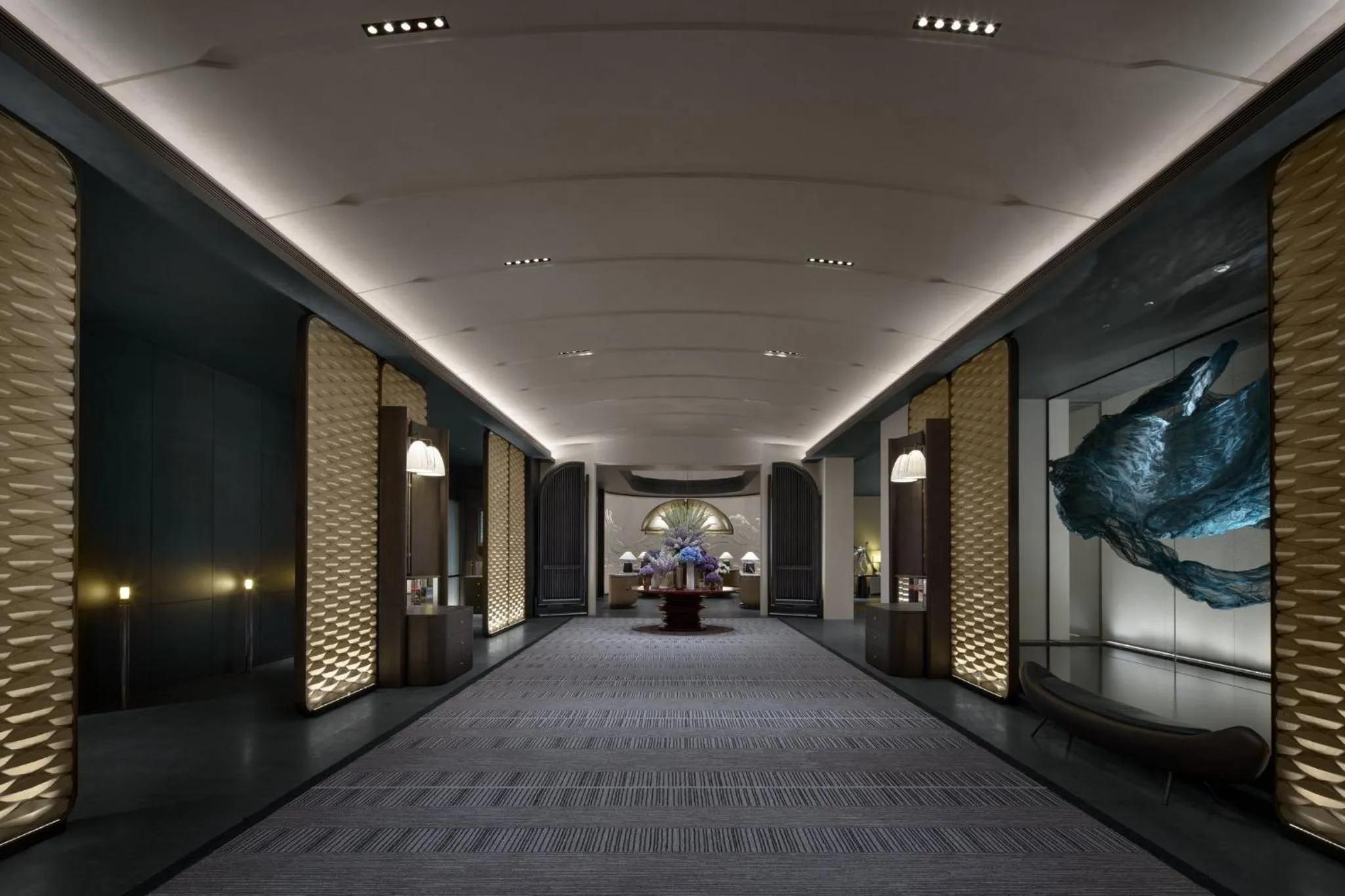 Property building in HUALUXE Shenzhen Bao'an