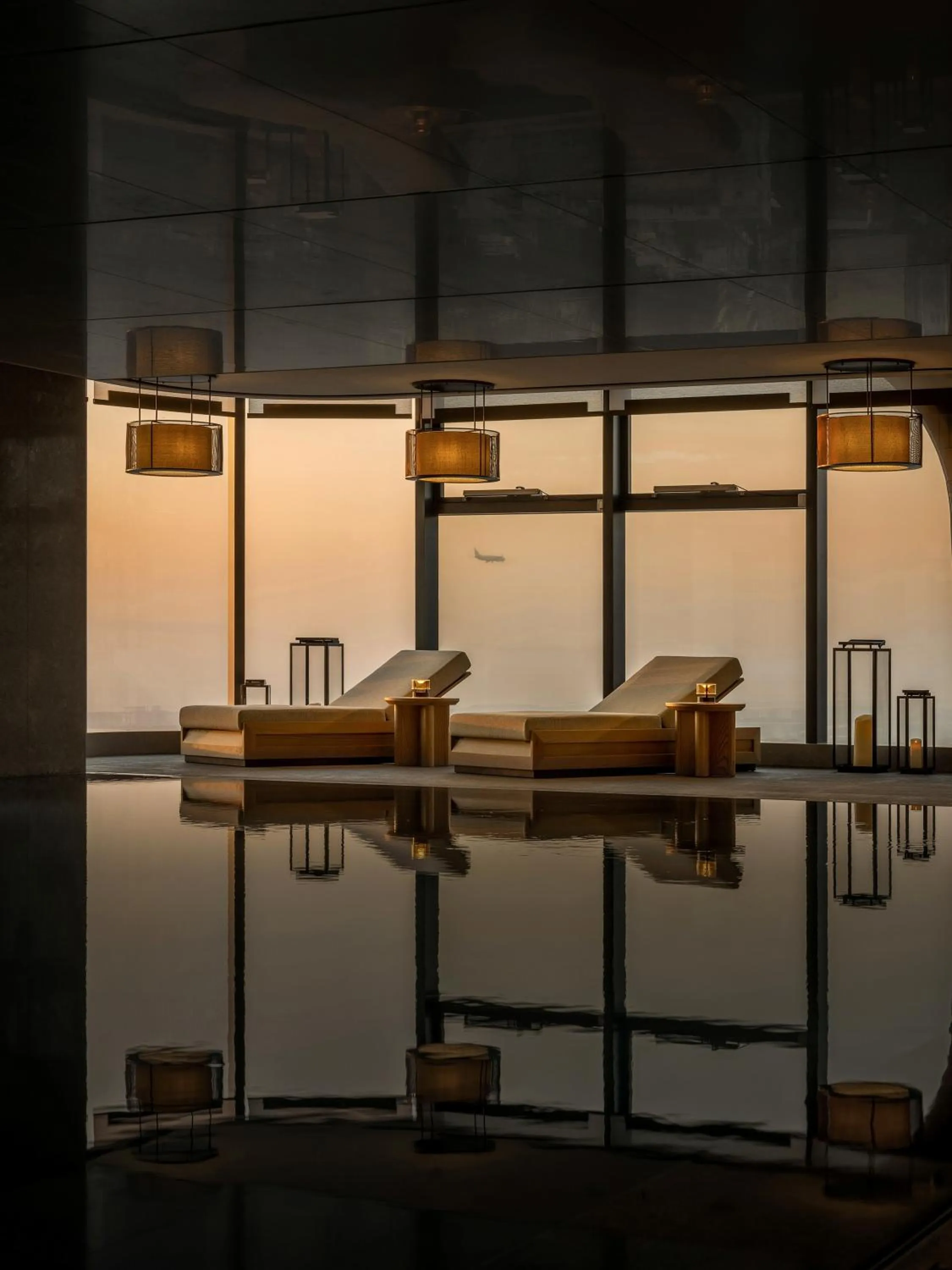 Pool view in HUALUXE Shenzhen Bao'an