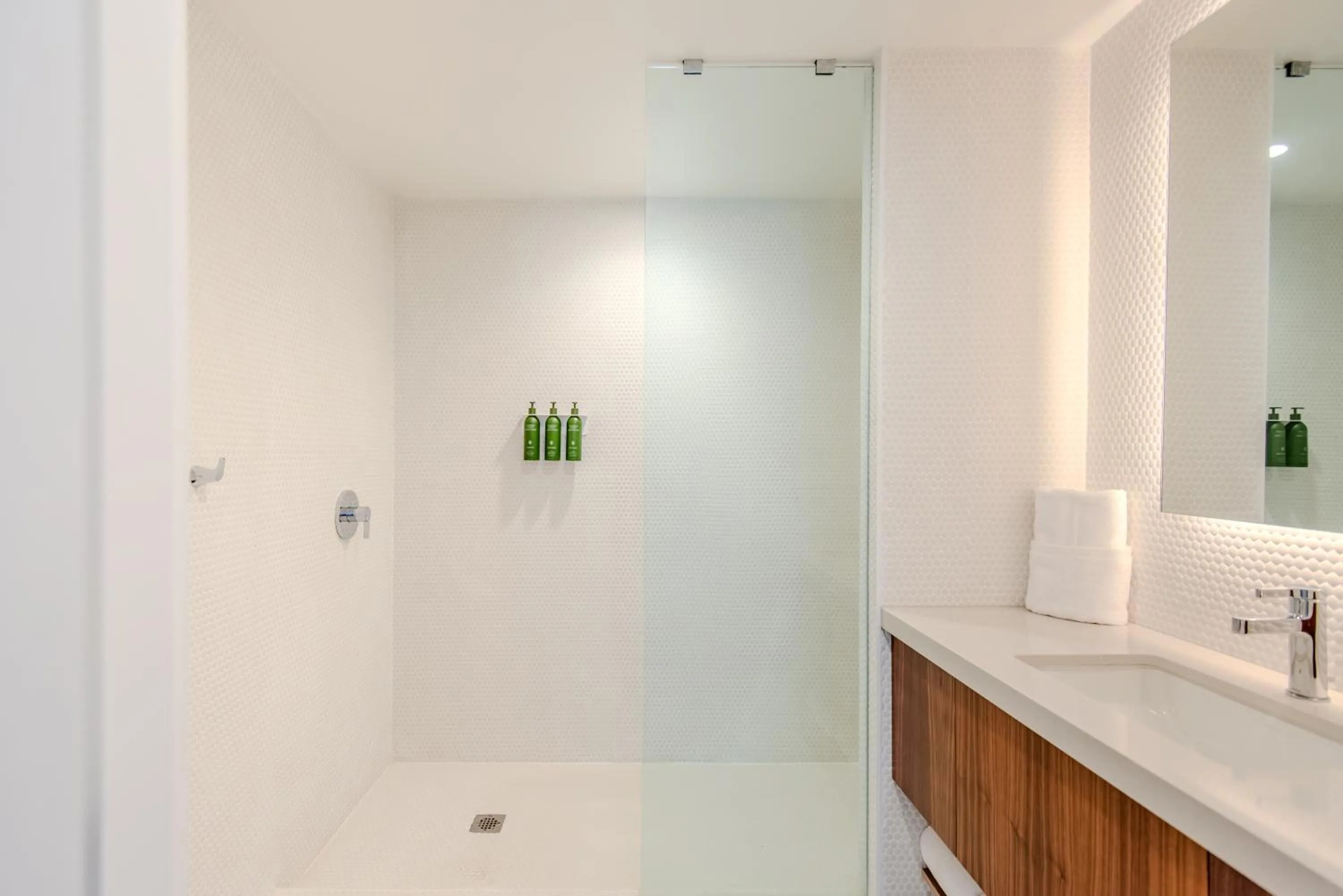 Bathroom in RESET Hotel Joshua Tree