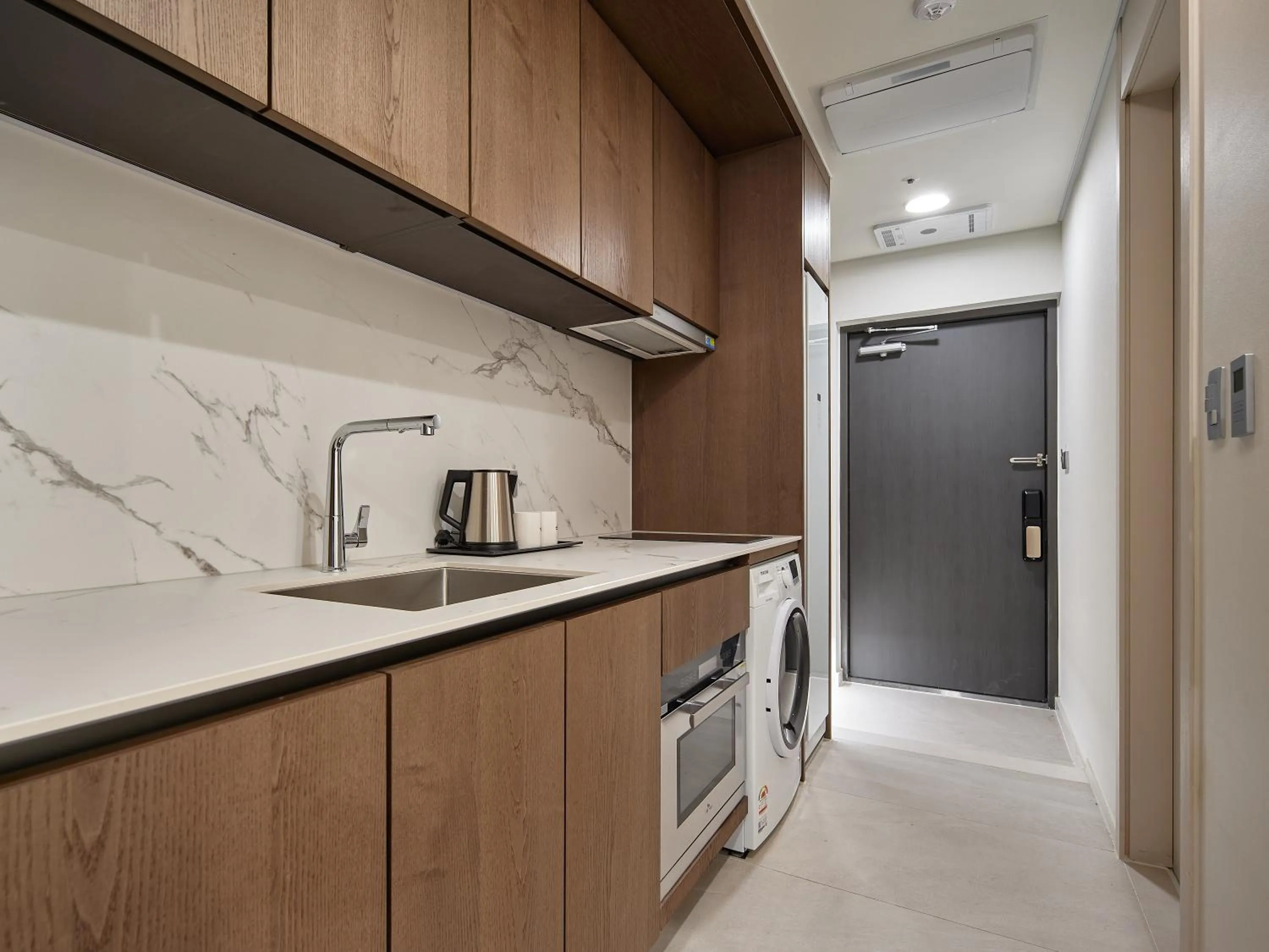 Property building in Hotel The Botanik Sewoon Myeongdong