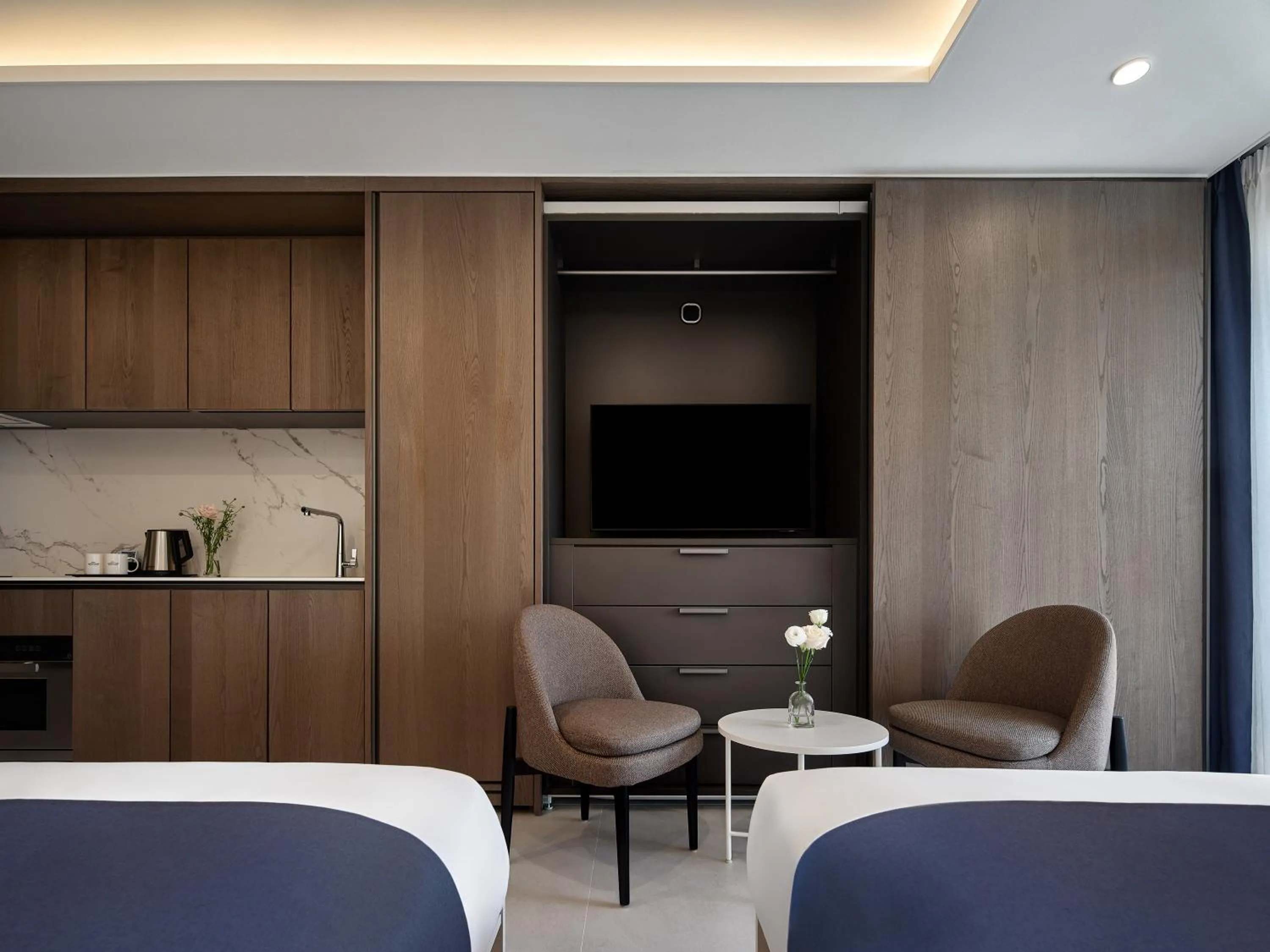 Property building in Hotel The Botanik Sewoon Myeongdong