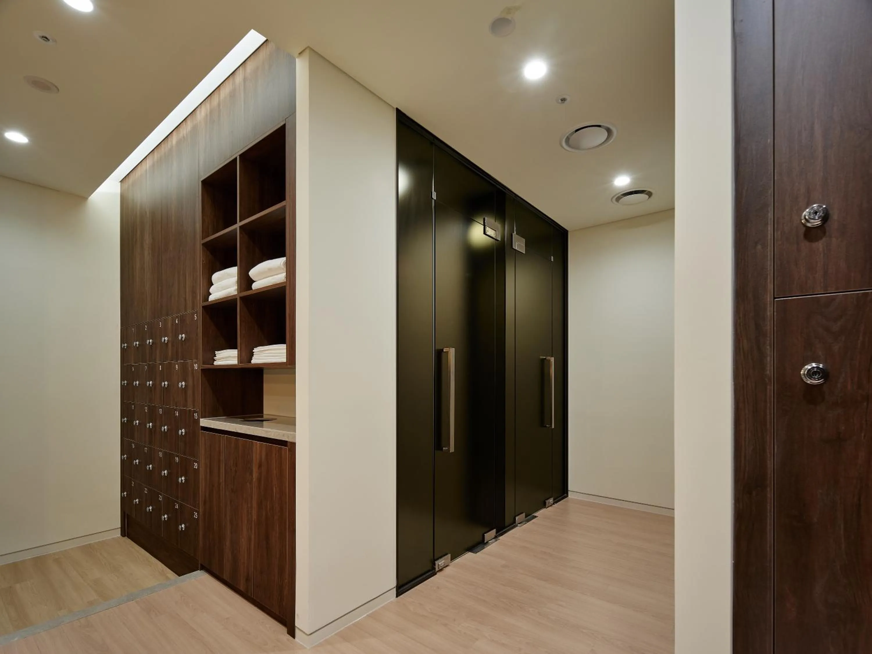 Property building in Hotel The Botanik Sewoon Myeongdong