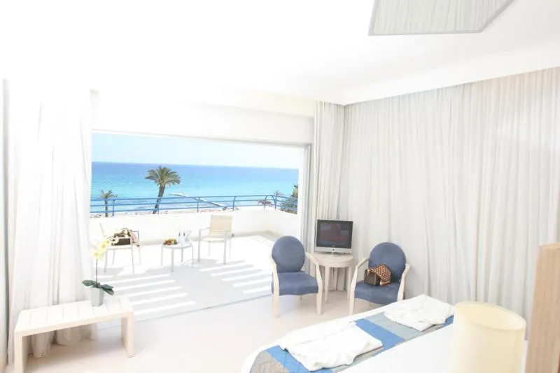 Vrissiana Boutique Beach Hotel