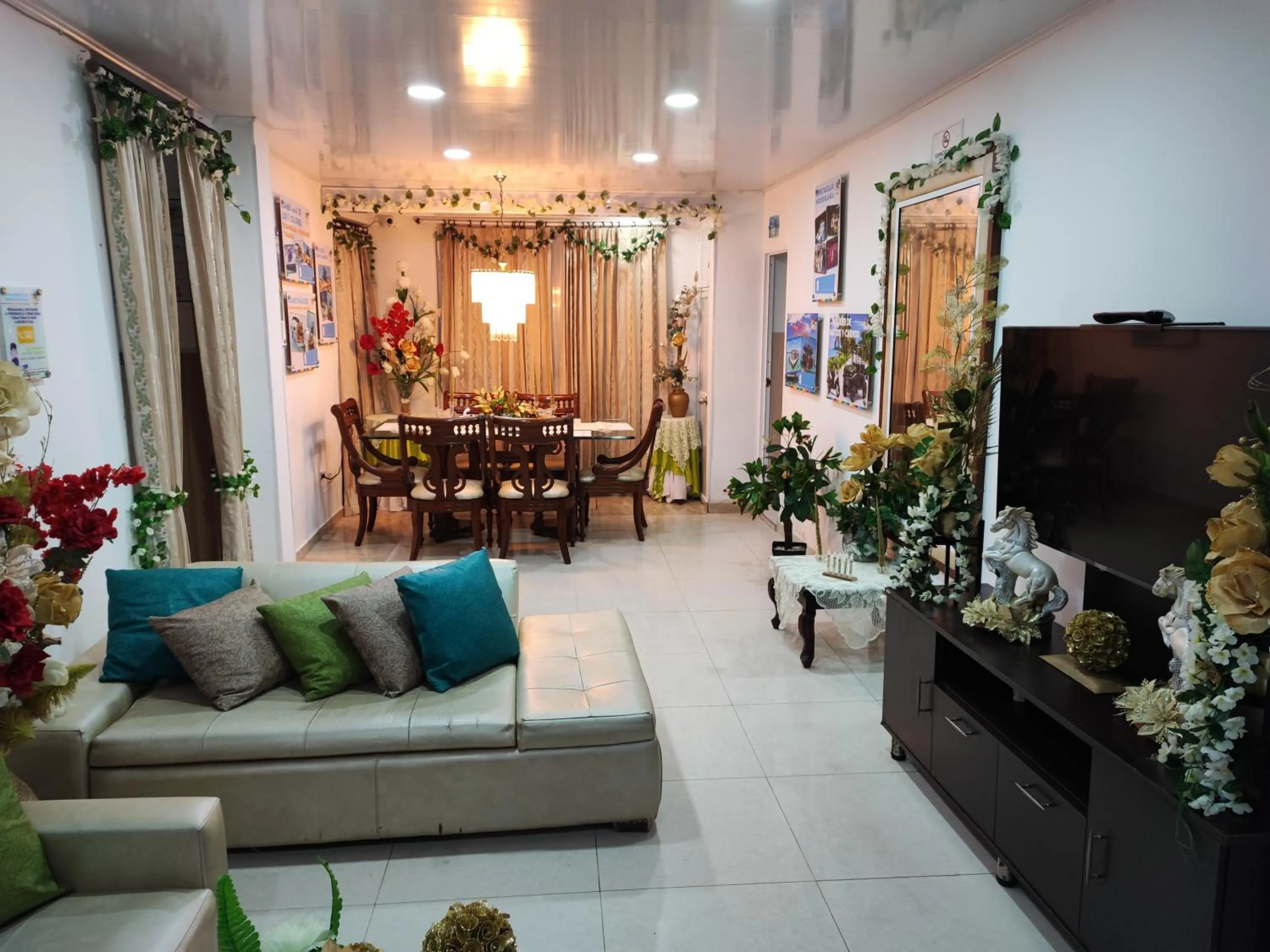 Seating area in Jackson House Inn