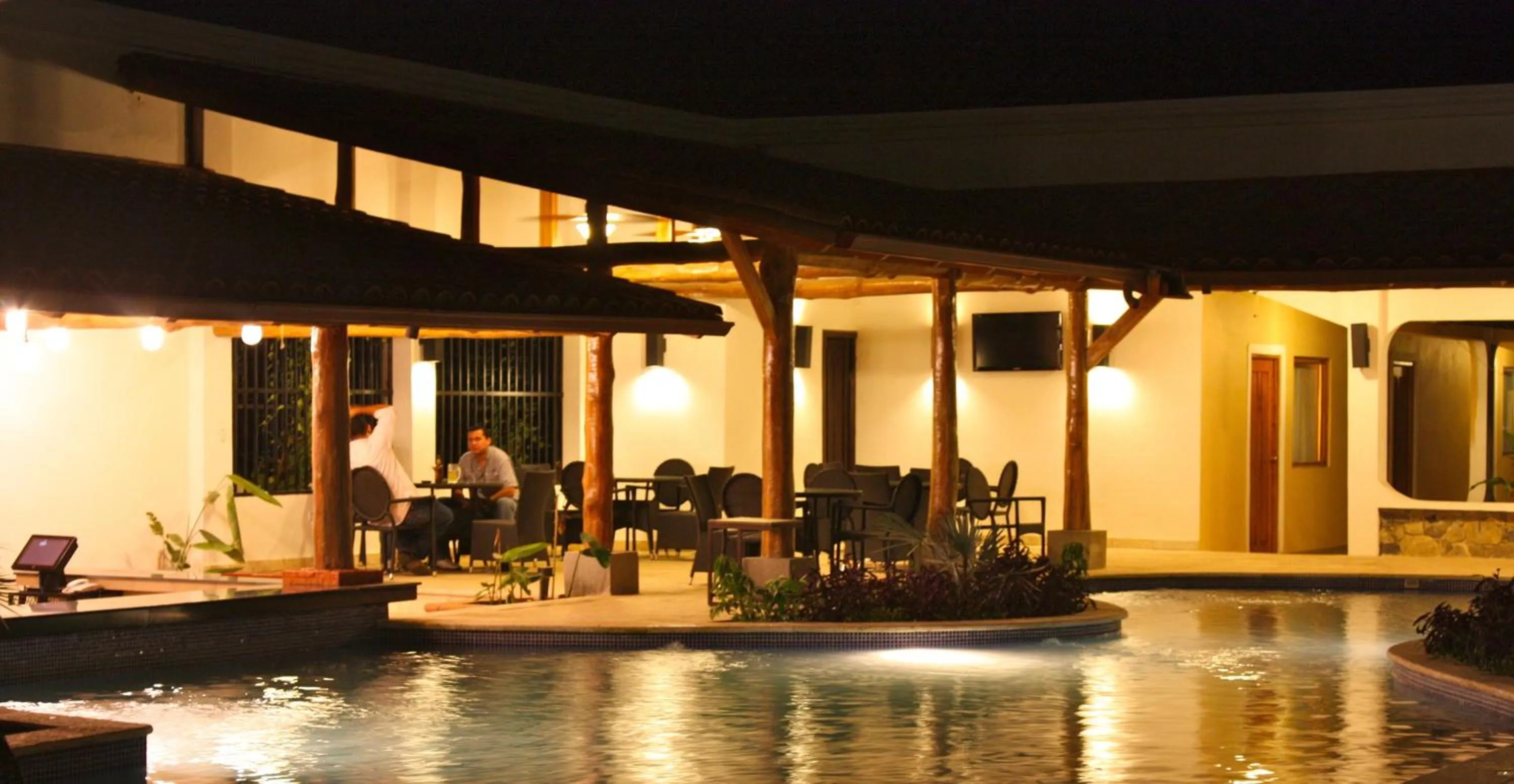 Restaurant/places to eat in Hotel Gran David