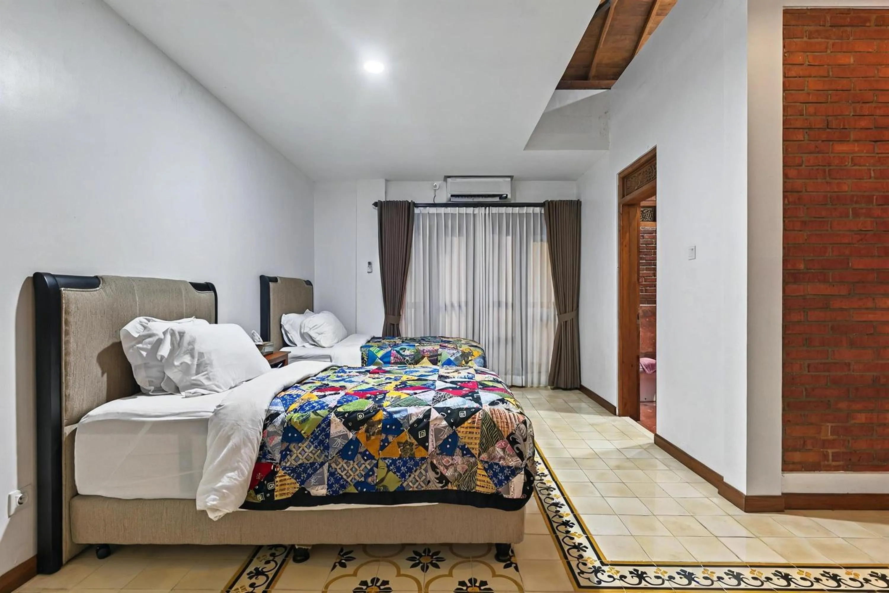 Bed in Joglo Wardani