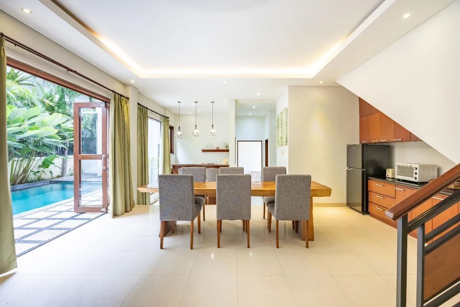 Communal kitchen in Cove The Ricks Villa