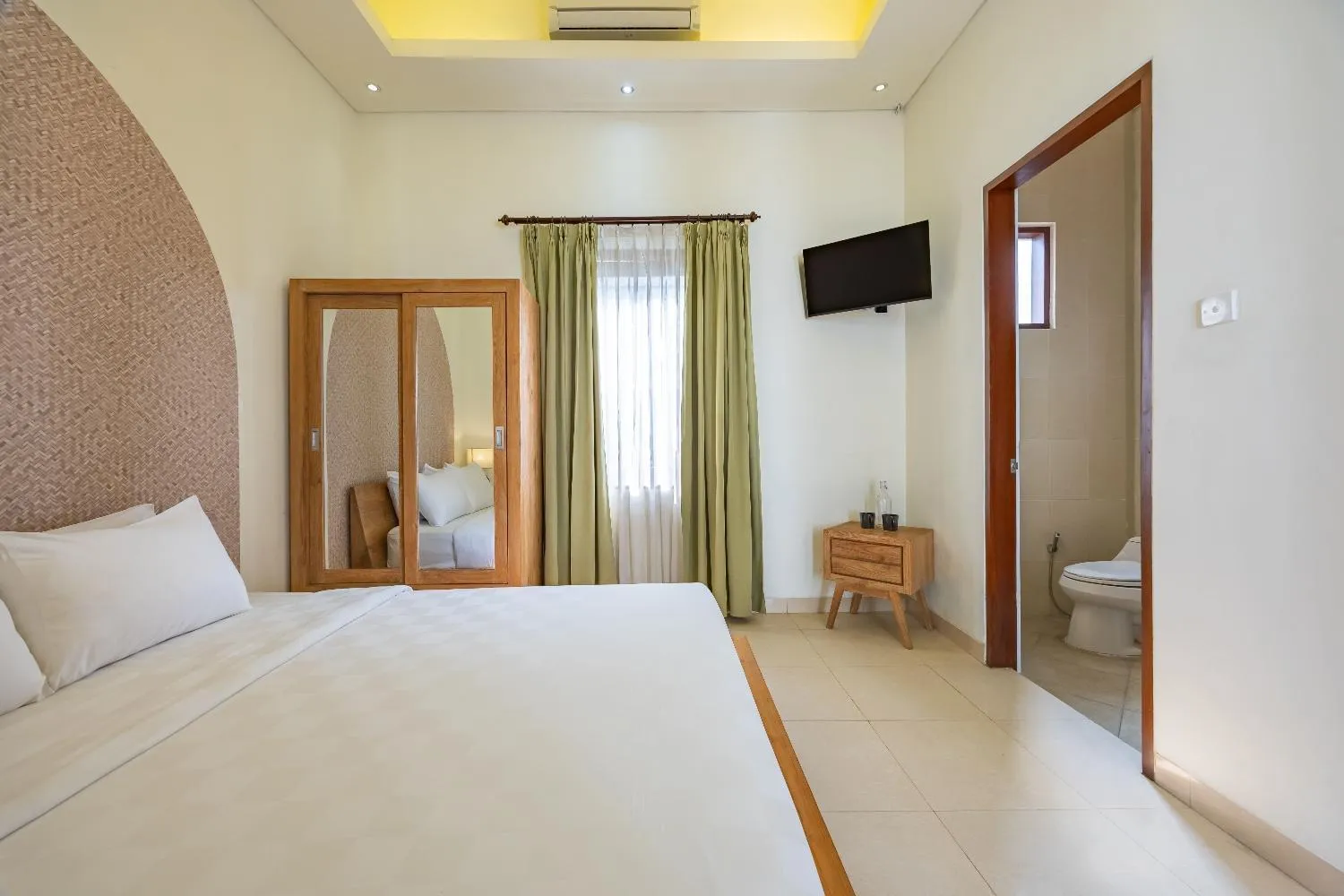 Bedroom, Bed in Cove The Ricks Villa