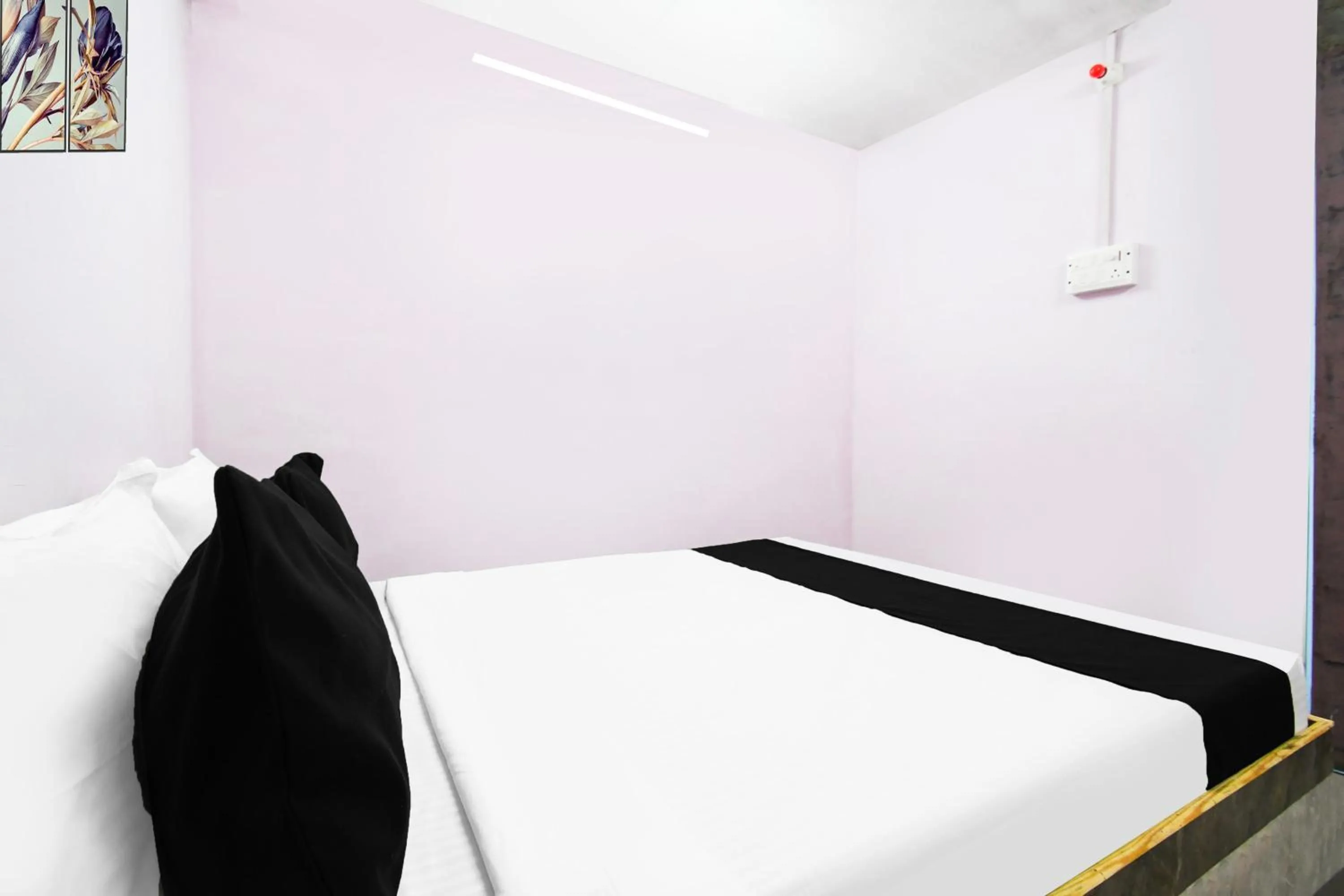 Bedroom in Hotel O SUKOON