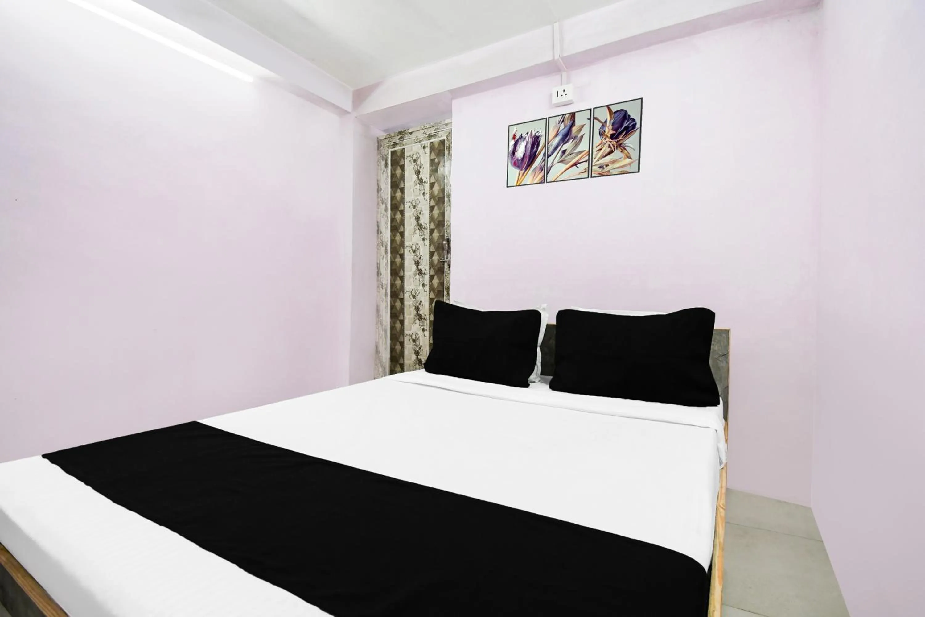 Bedroom, Bed in Hotel O SUKOON