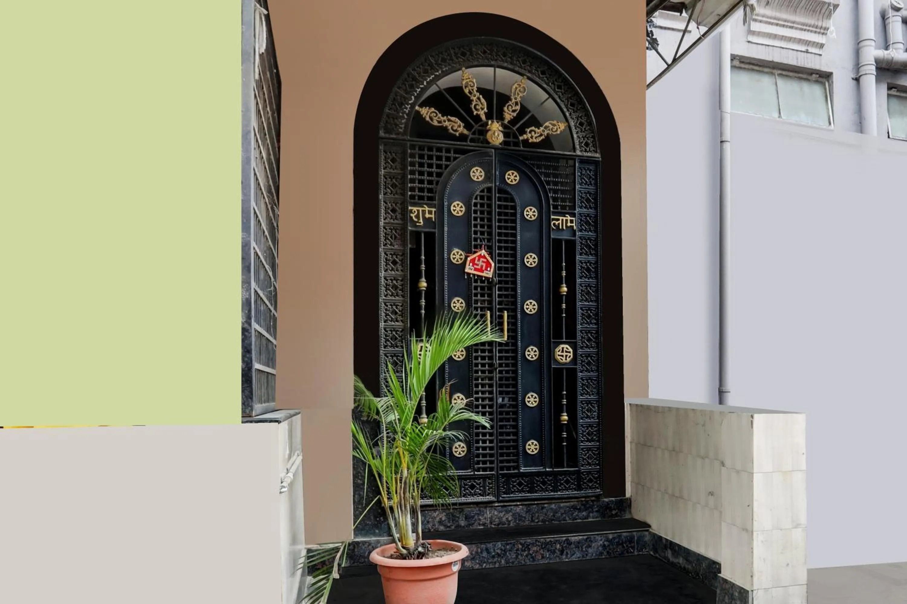 Facade/entrance in Hotel O Kailash Mansarovar