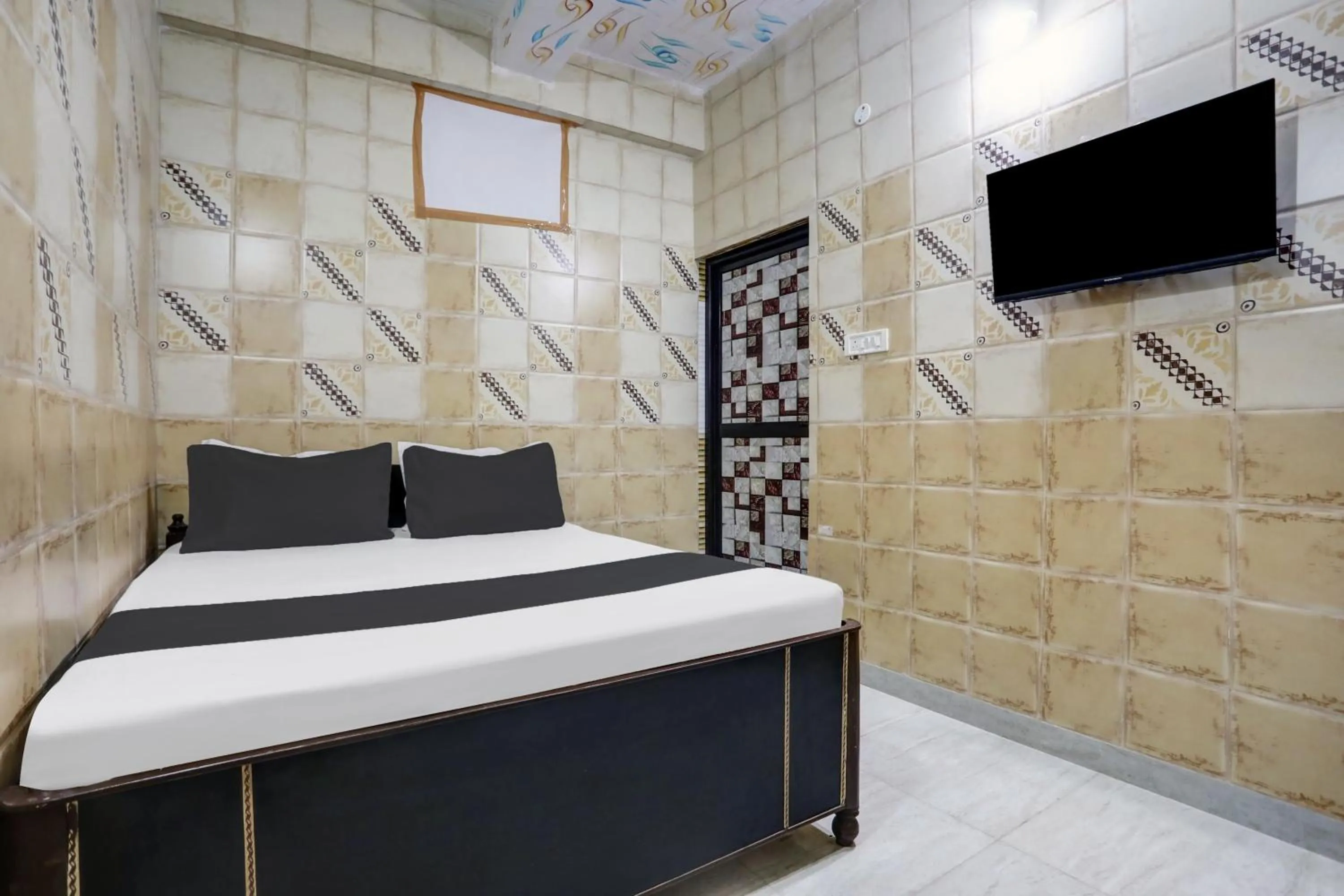 Bedroom in Hotel O Kailash Mansarovar