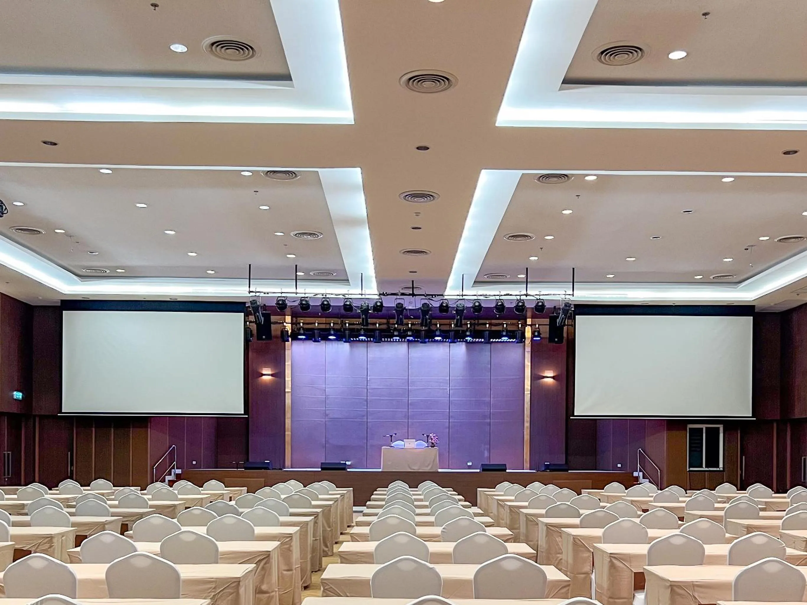 TV and multimedia in The Kaset, Hua Hin