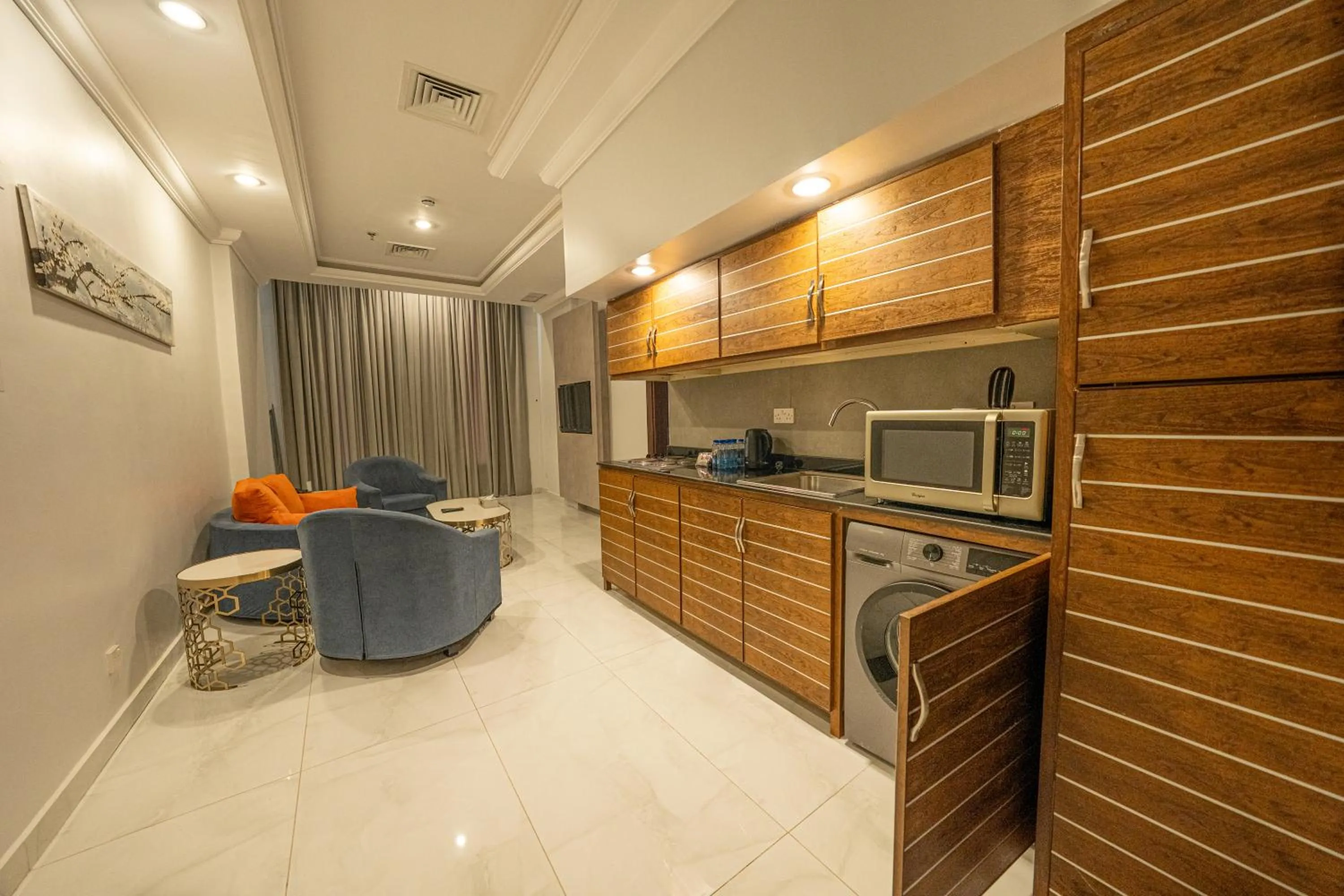 Kitchen or kitchenette in وهج للشقق الفندقية Wahaj Hotel Apartments 2