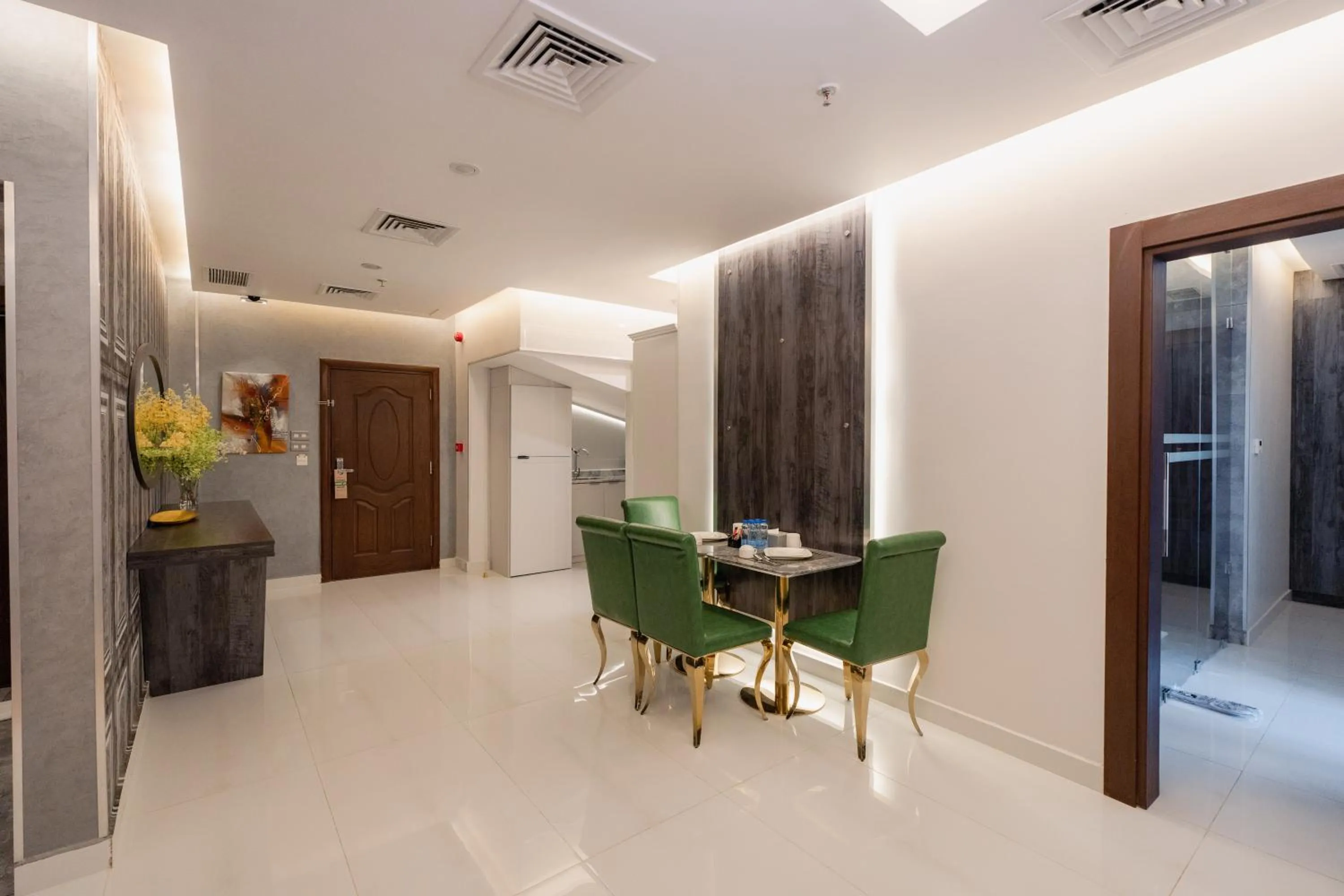 Dining area in وهج للشقق الفندقية Wahaj Hotel Apartments 2