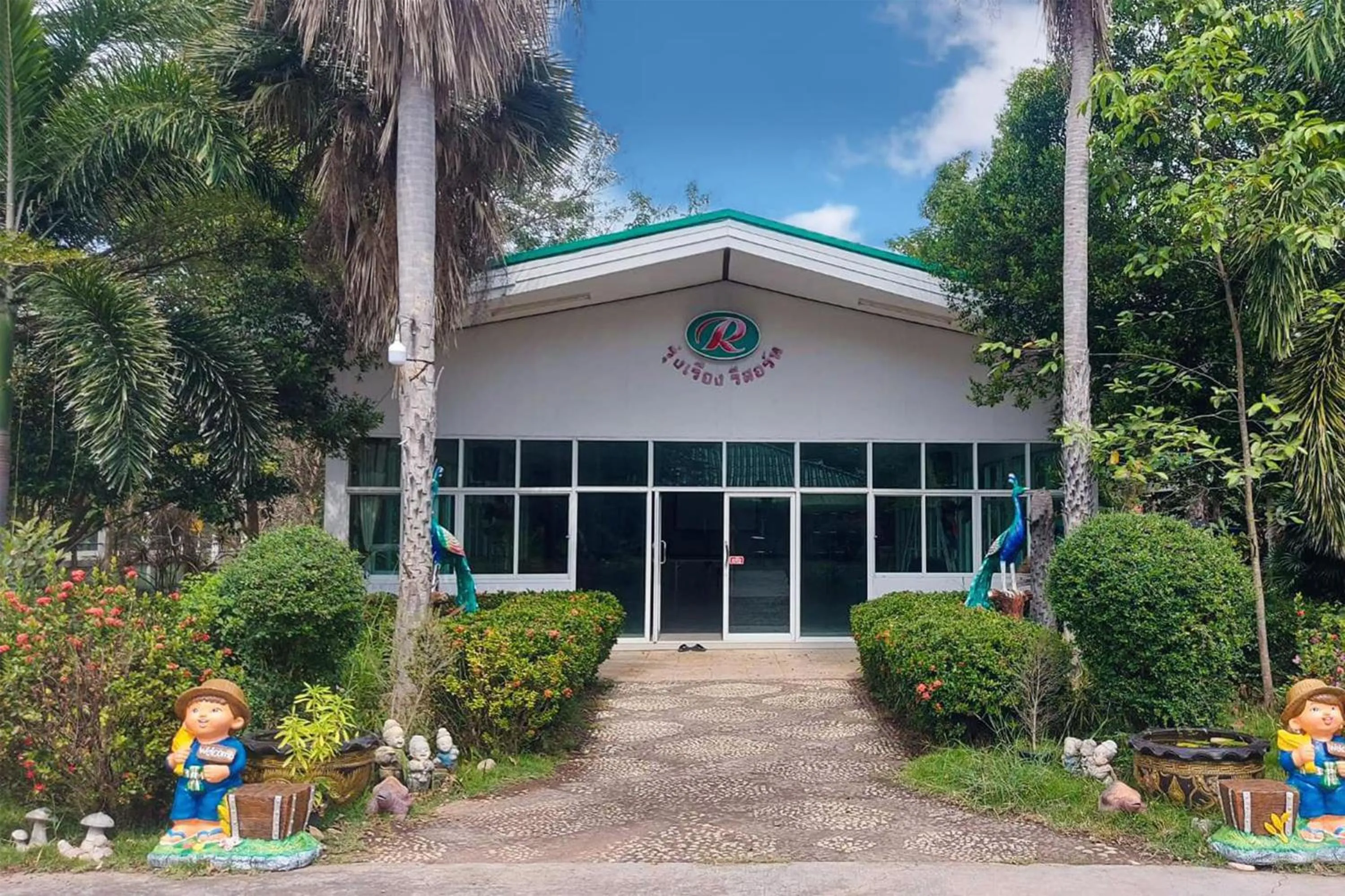 Property building in Rung Rueng Resort