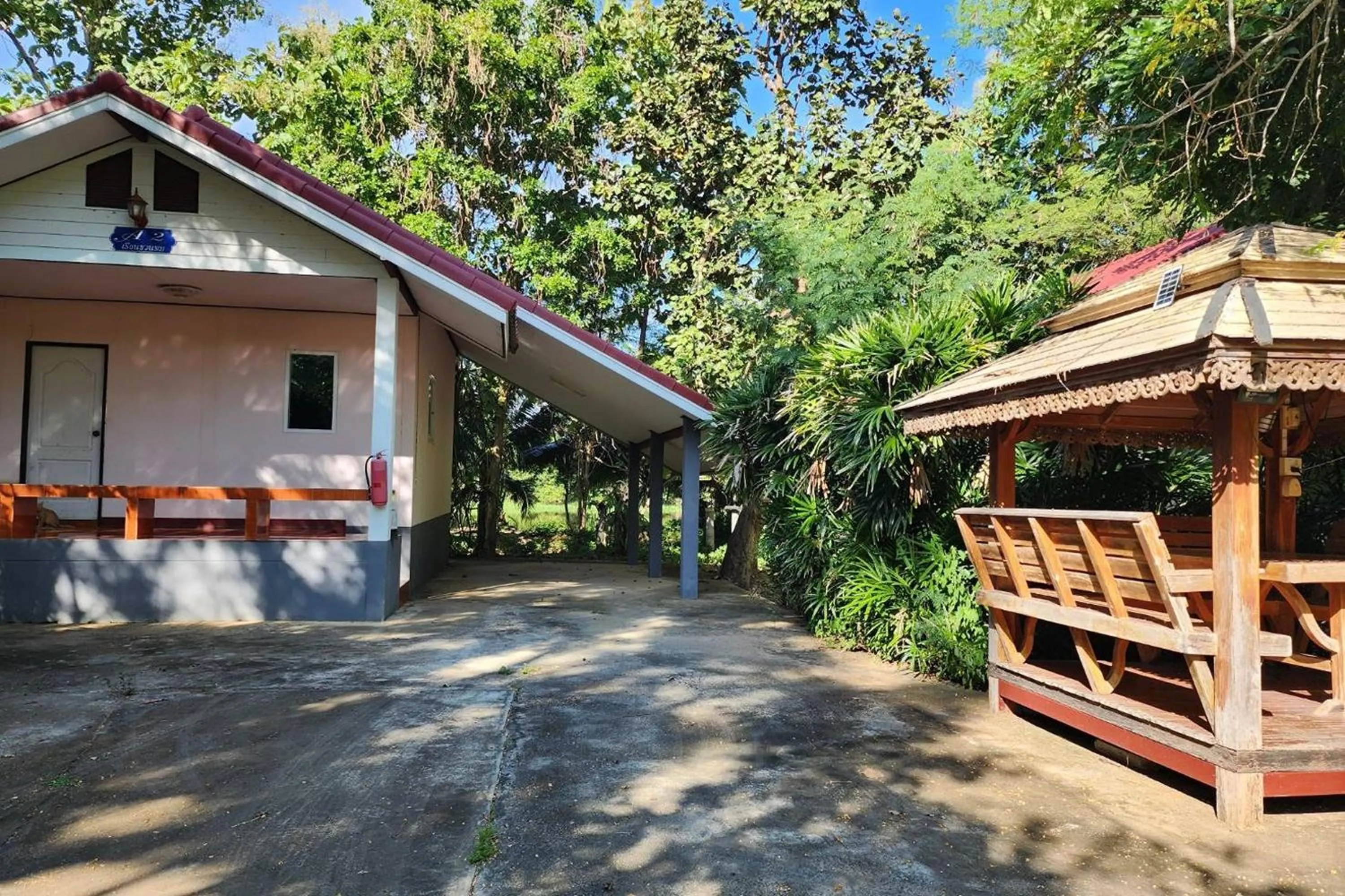 Property building in Rung Rueng Resort