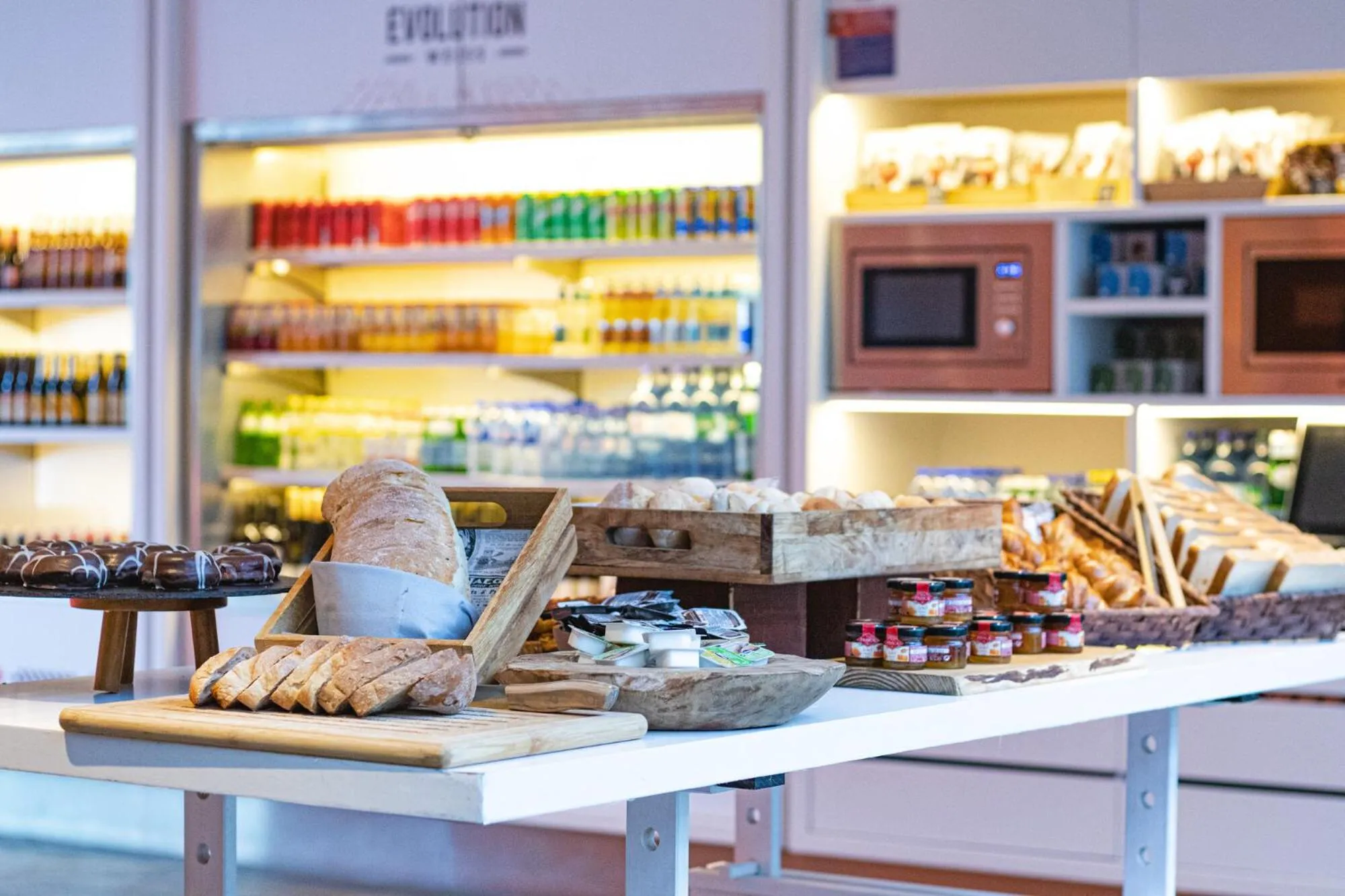 Breakfast in EVOLUTION Lisboa Hotel