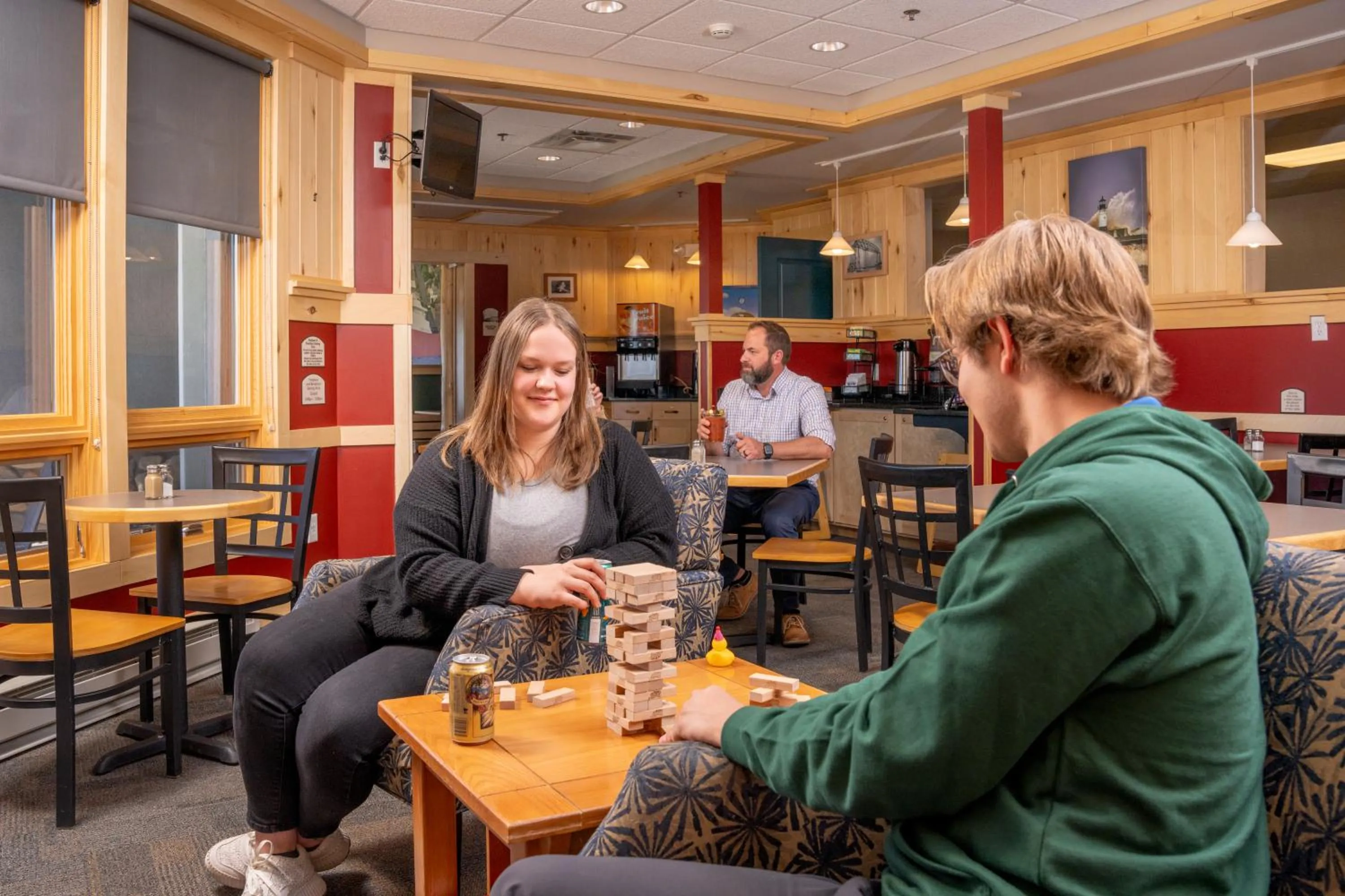 Lobby or reception in Park Point Marina Inn