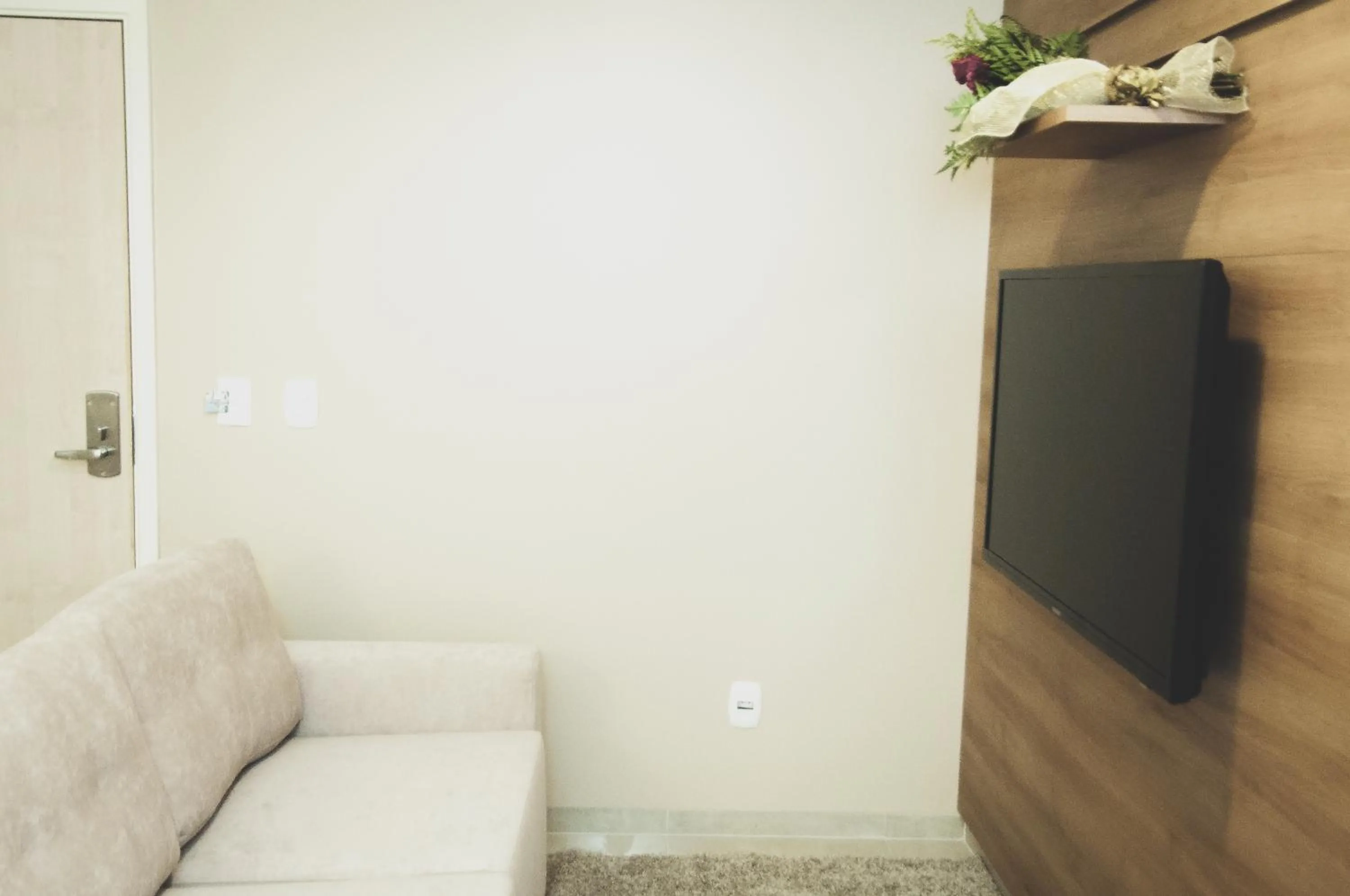 TV and multimedia in Nobile Suites Gran Lumni