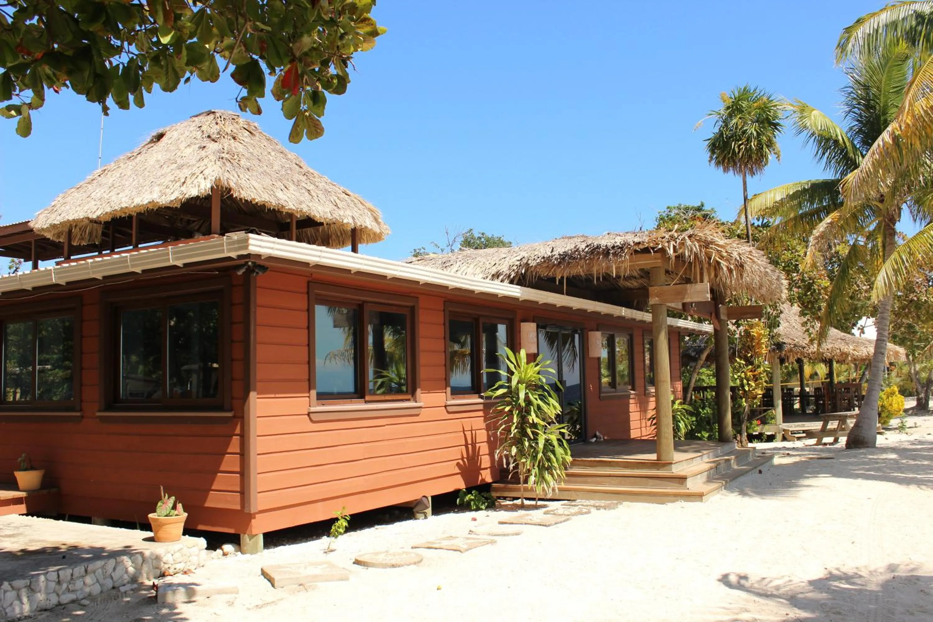 Restaurant/places to eat in Coral Beach Village Resort