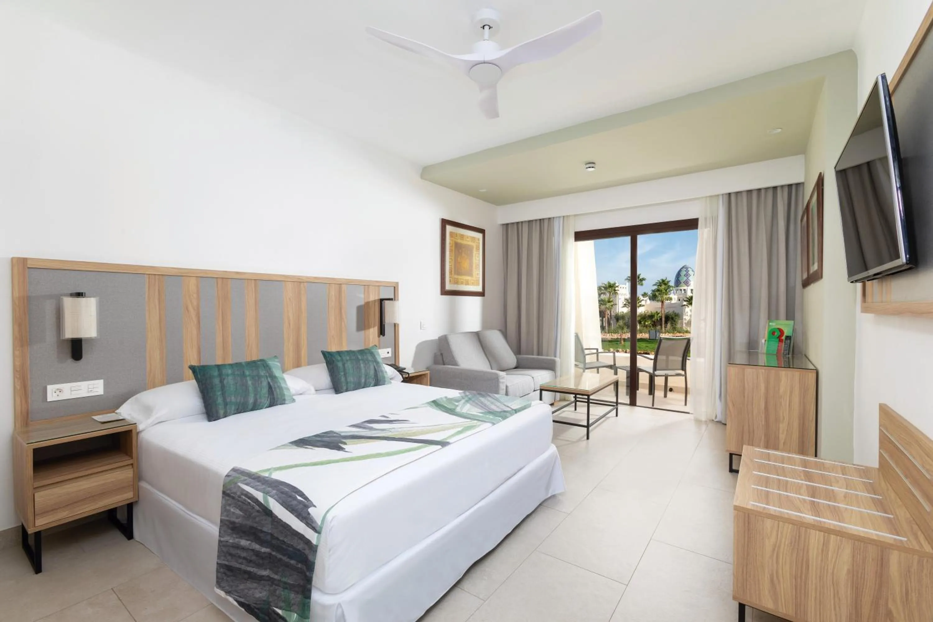 Bed in Hotel Riu Karamboa - Adults Only - All Inclusive
